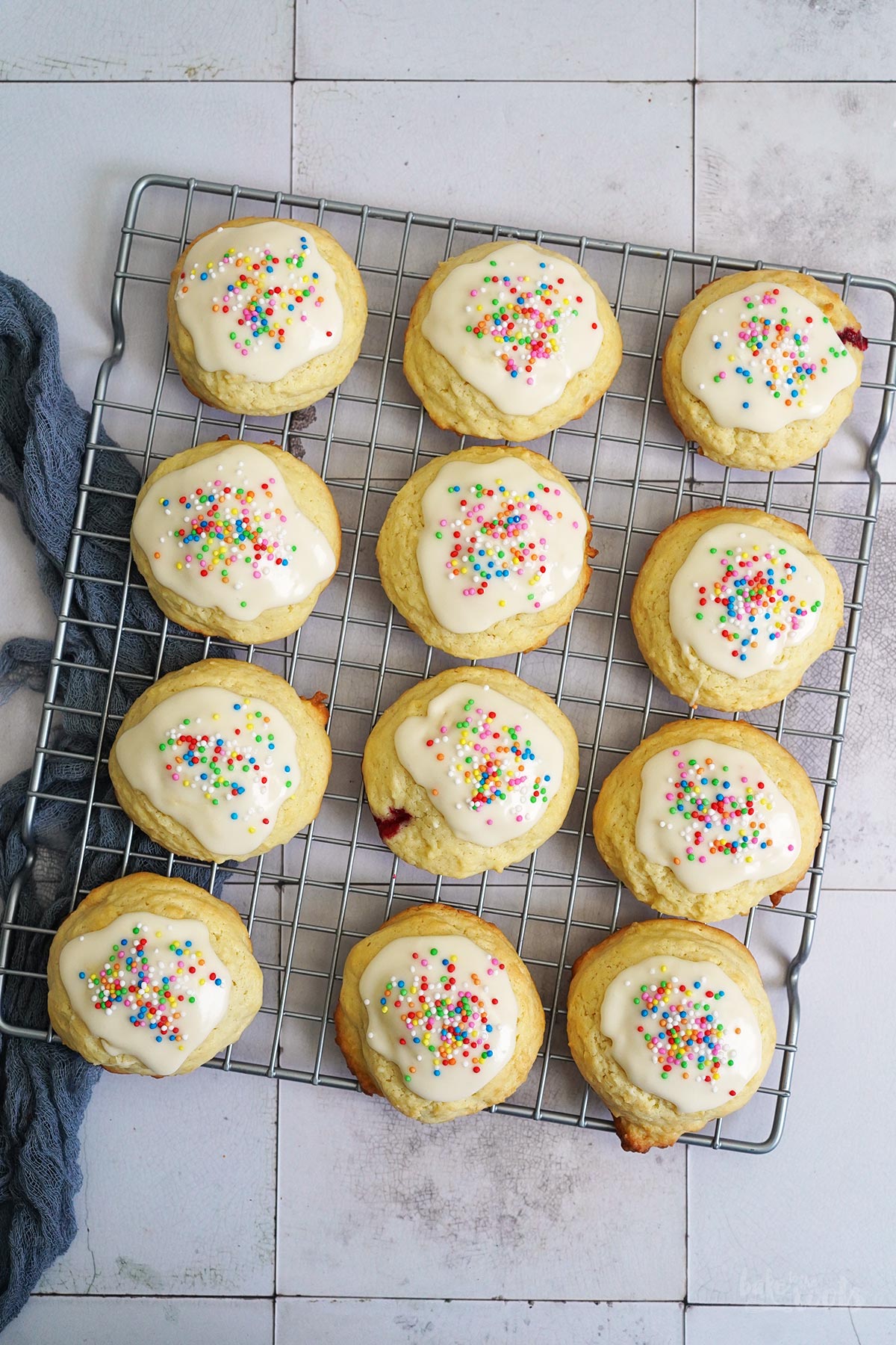Sour Cream Raspberry Funfetti Cookies | Bake to the roots
