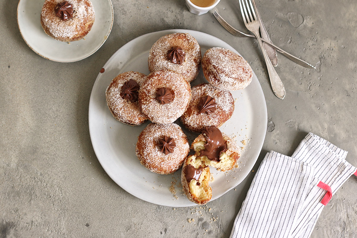 Bomboloni mit Nuss-Nougat Füllung | Bake to the roots