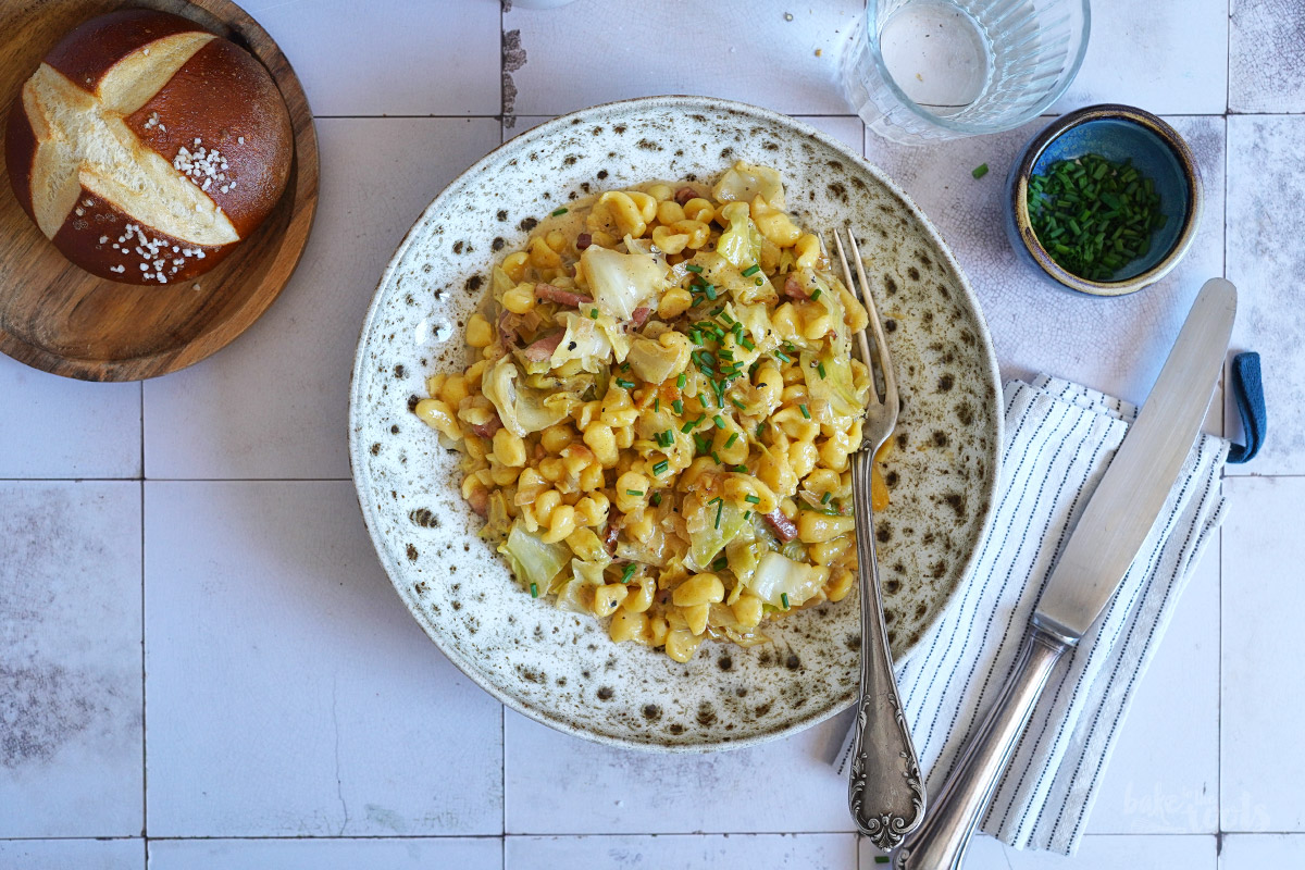 Spätzle Spitzkohl Pfanne | Bake to the roots