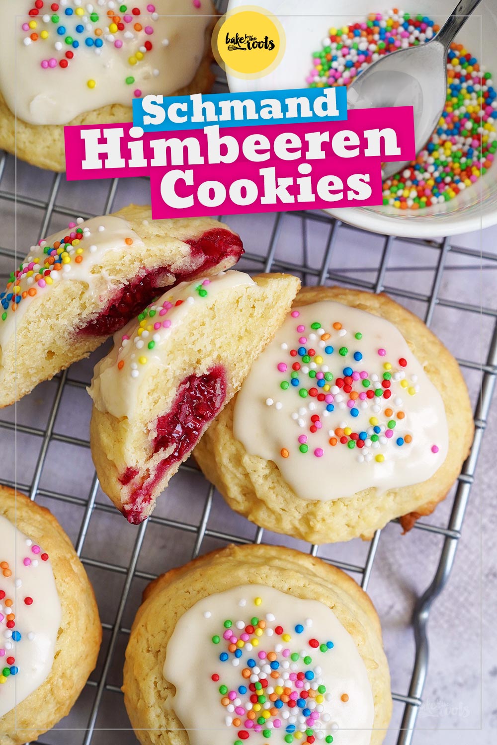 Schmand Funfetti & Himbeeren Cookies | Bake to the roots