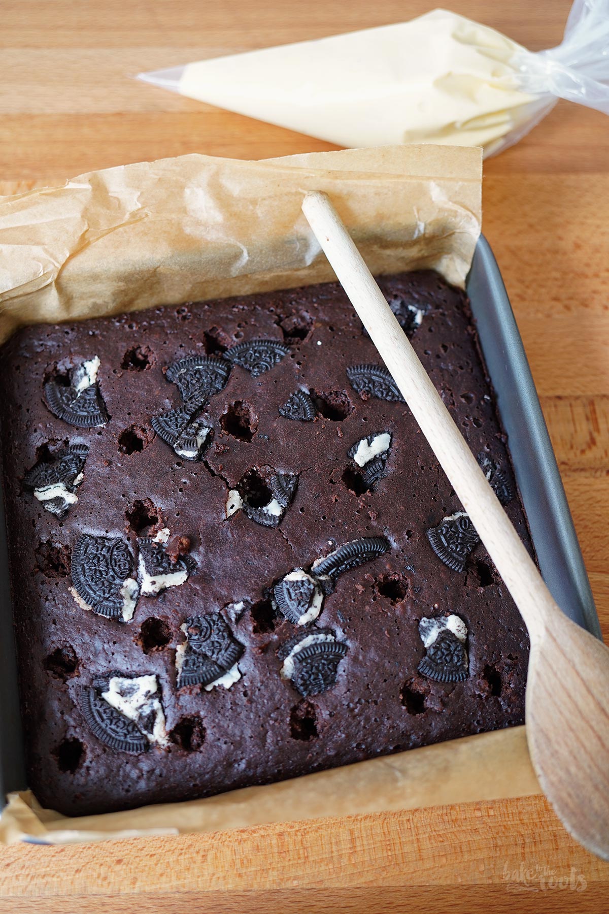 Dirty Oreo Poke Cake | Bake to the roots