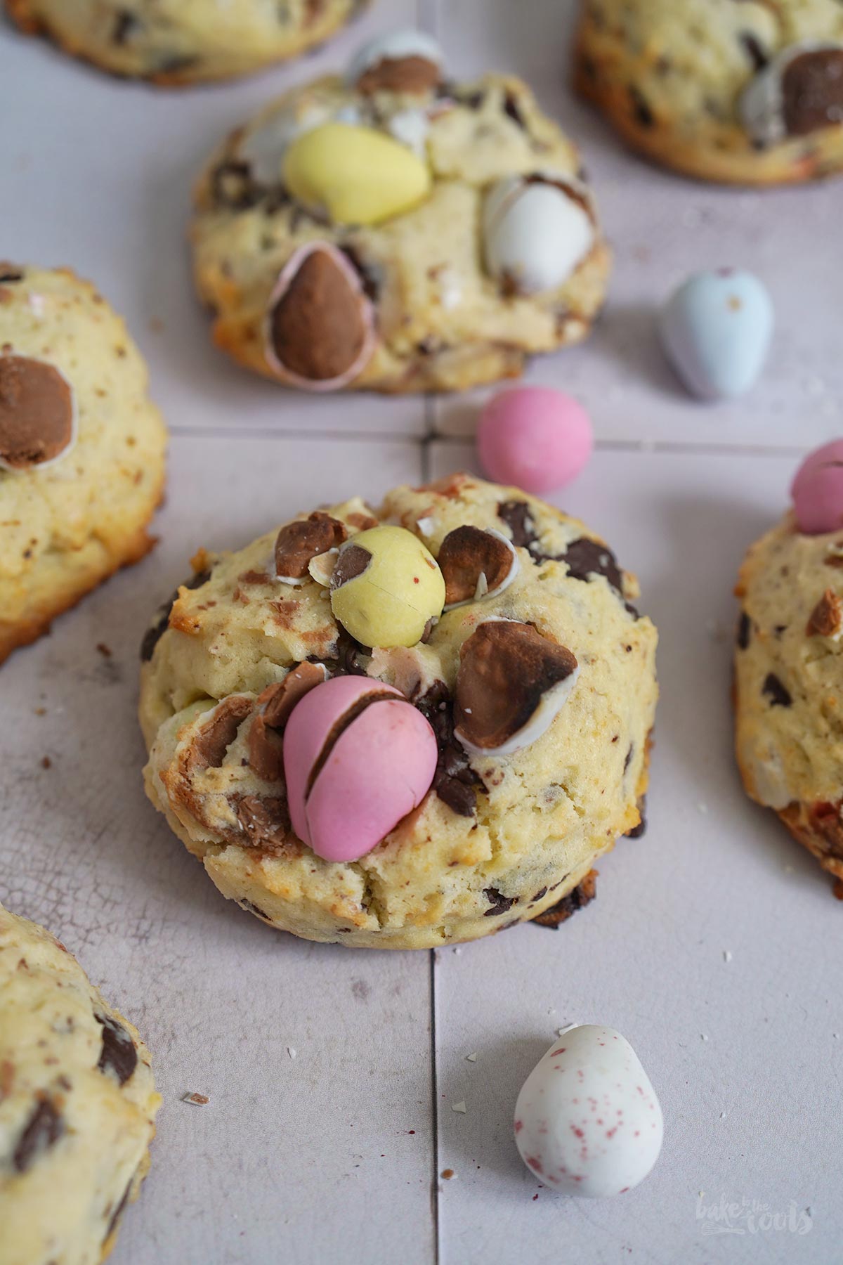 Chunky Easter Egg Chocolate Chip Cookies | Bake to the roots