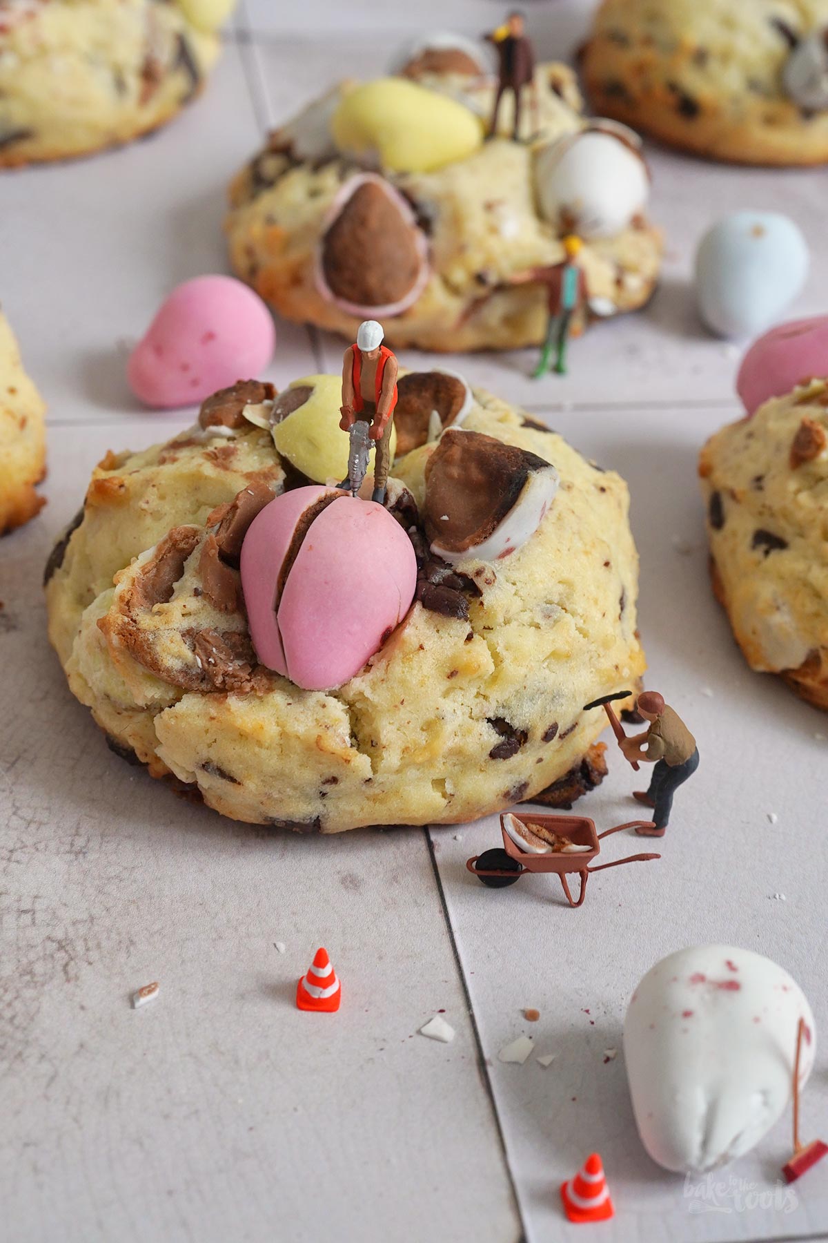Chunky Easter Egg Chocolate Chip Cookies | Bake to the roots