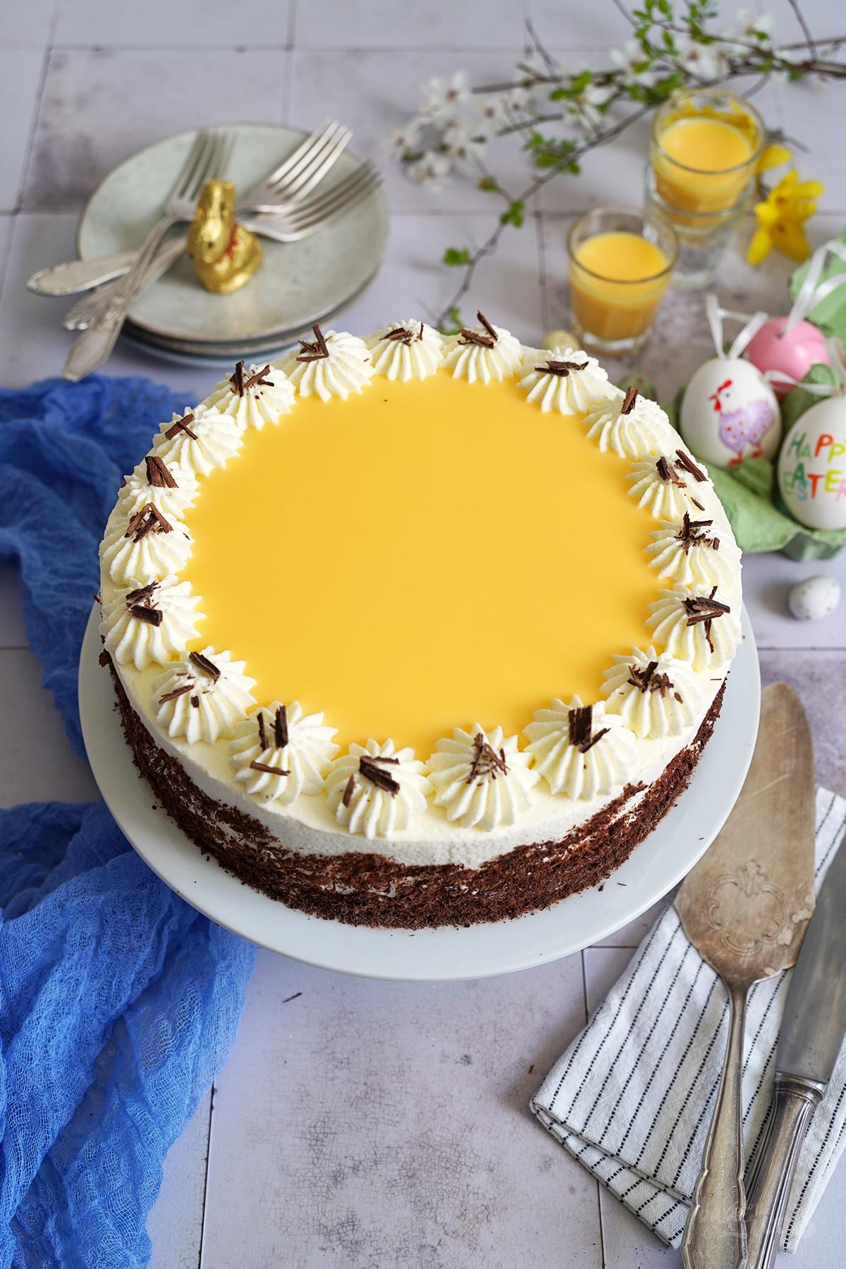 Haselnuss Eierlikör Torte für Ostern | Bake to the roots