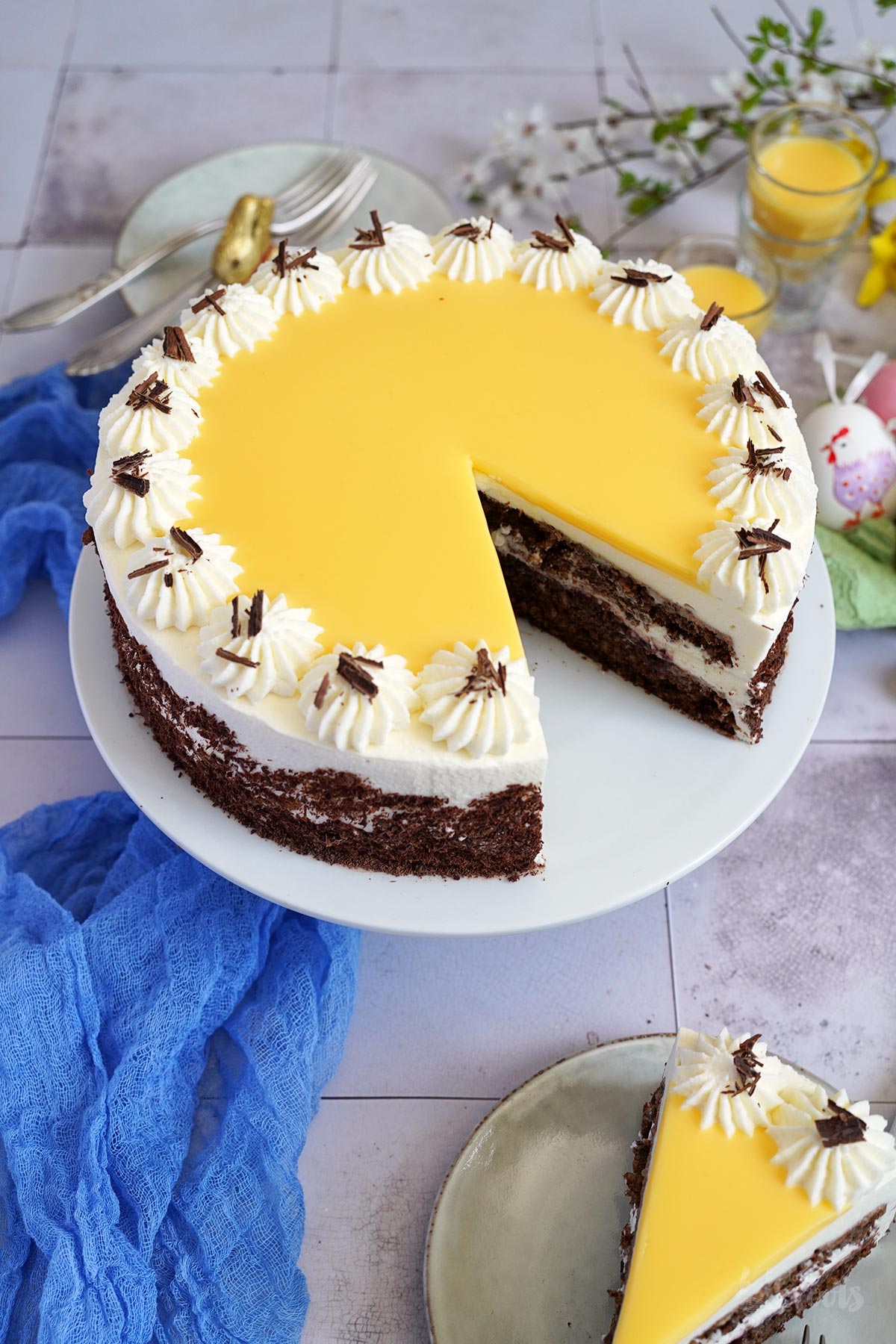 Haselnuss Eierlikör Torte für Ostern | Bake to the roots