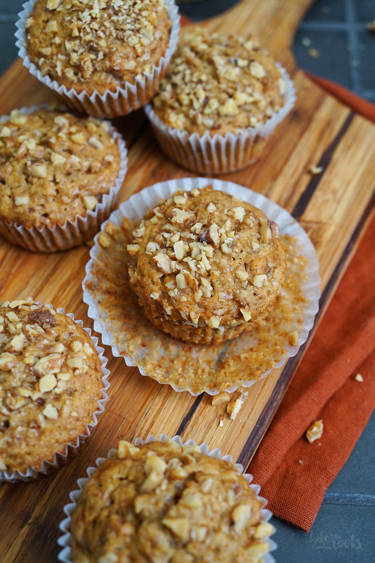 Einfache Banane & Walnuss Muffins | Bake to the roots