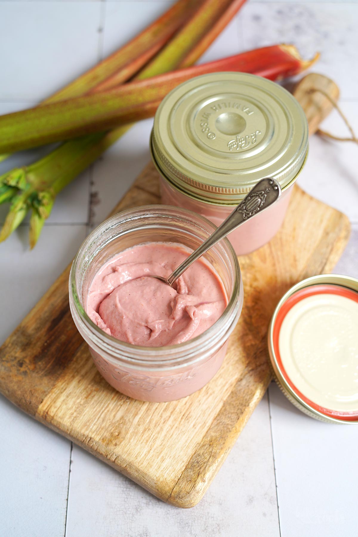 Homemade Rhabarber Curd | Bake to the roots