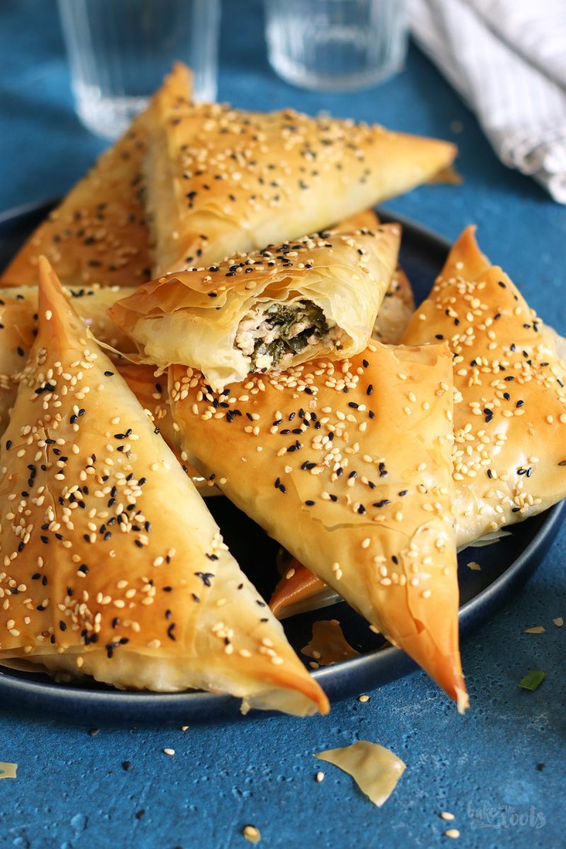 Spanakopita Triangles with Meat, Spinach & Feta | Bake to the roots