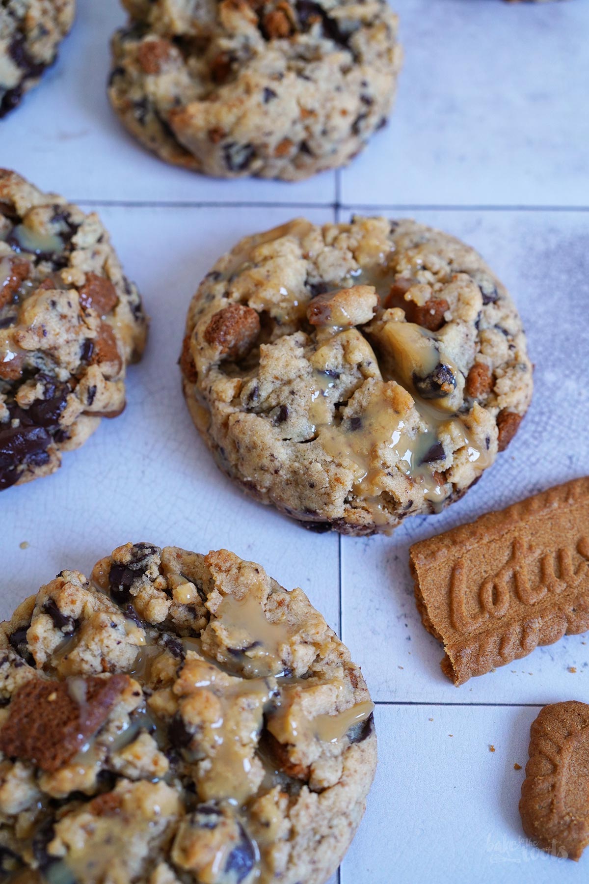 Hazelnut Biscoff Chocolate Chip Cookies | Bake to the roots