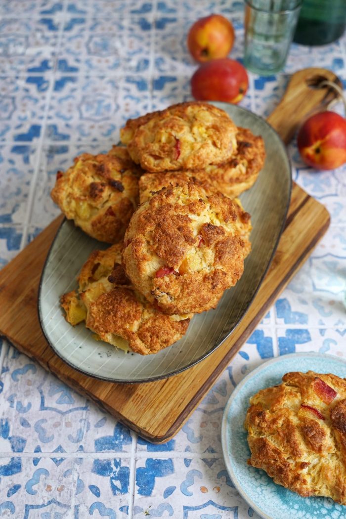 Nektarinen &amp; Orangen Scones | Bake to the roots