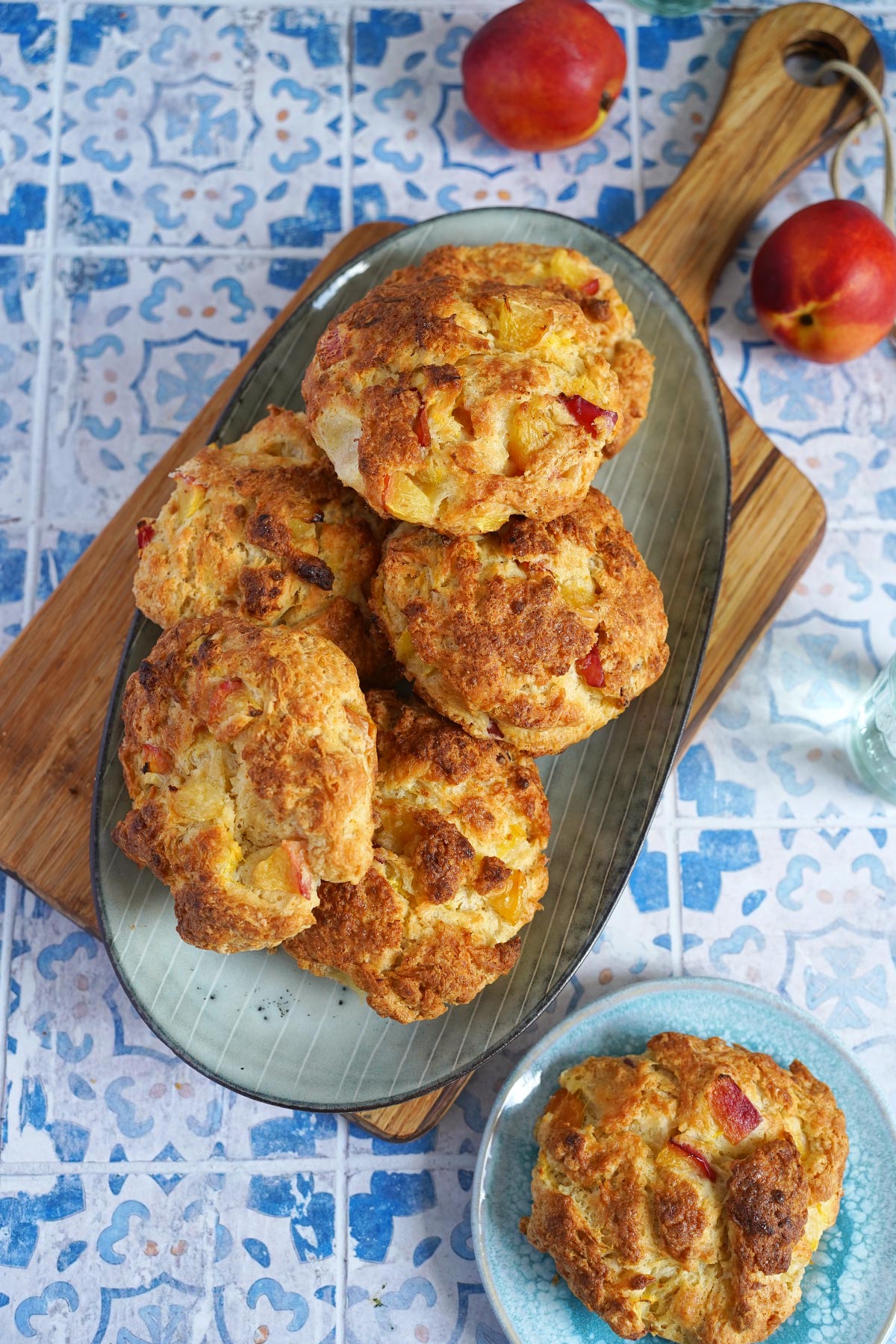 Nektarinen & Orangen Scones | Bake to the roots