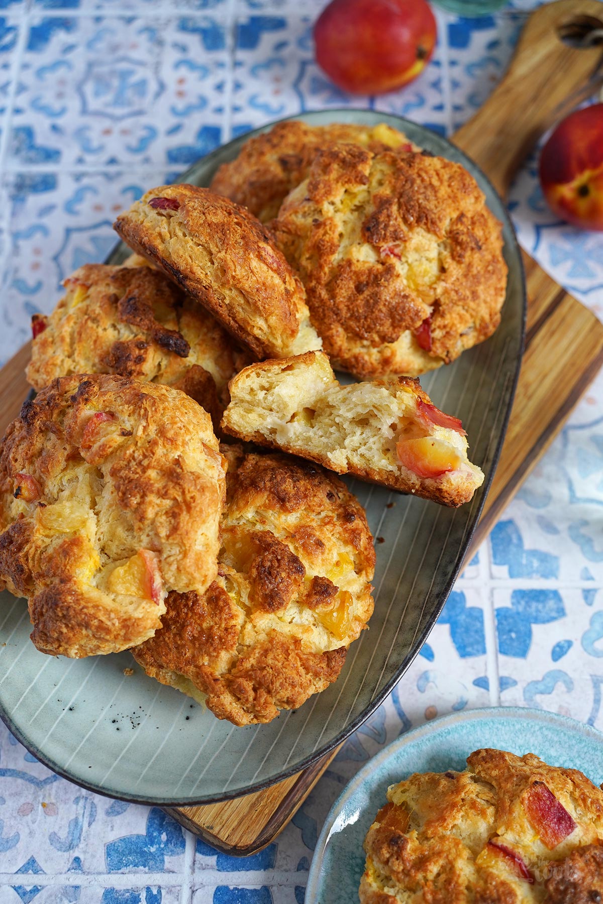 Nektarinen &amp; Orangen Scones | Bake to the roots