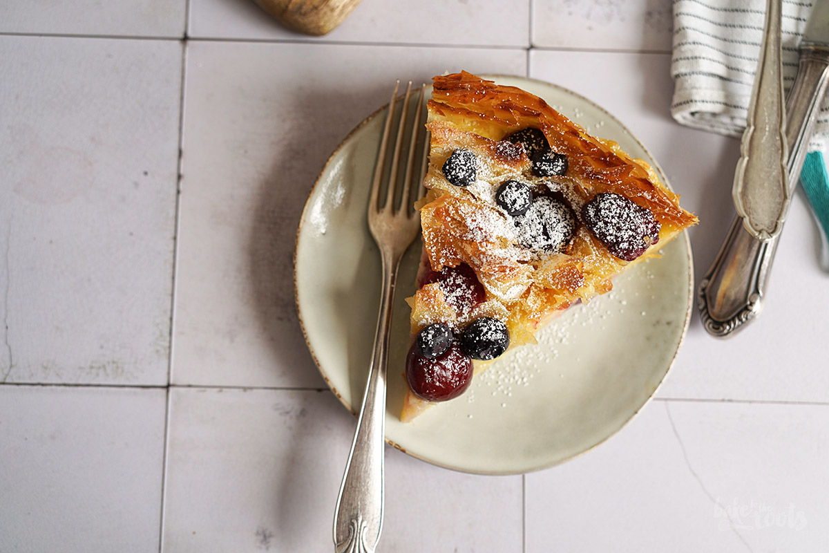 Filoteig Milch Tarte mit Beeren | Bake to the roots