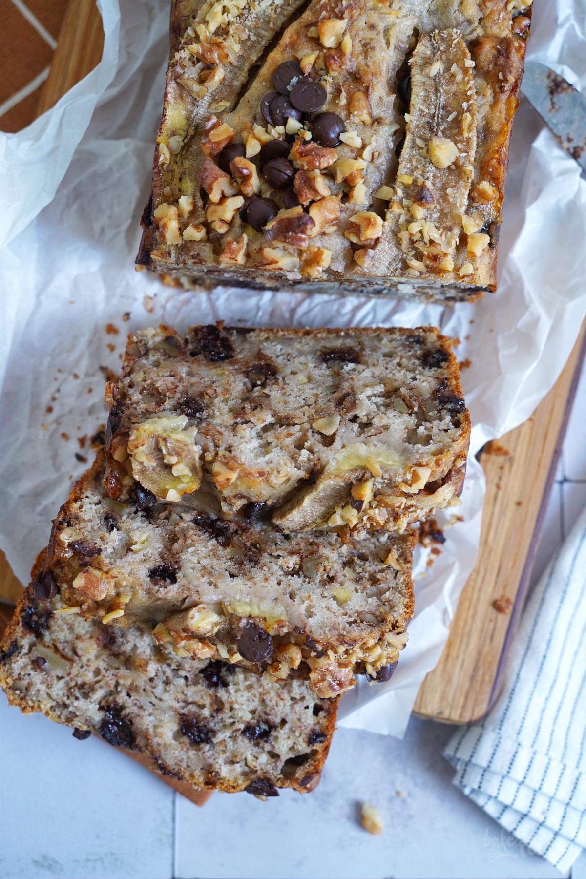 Veganes Walnuss & Schokolade Bananenbrot | Bake to the roots