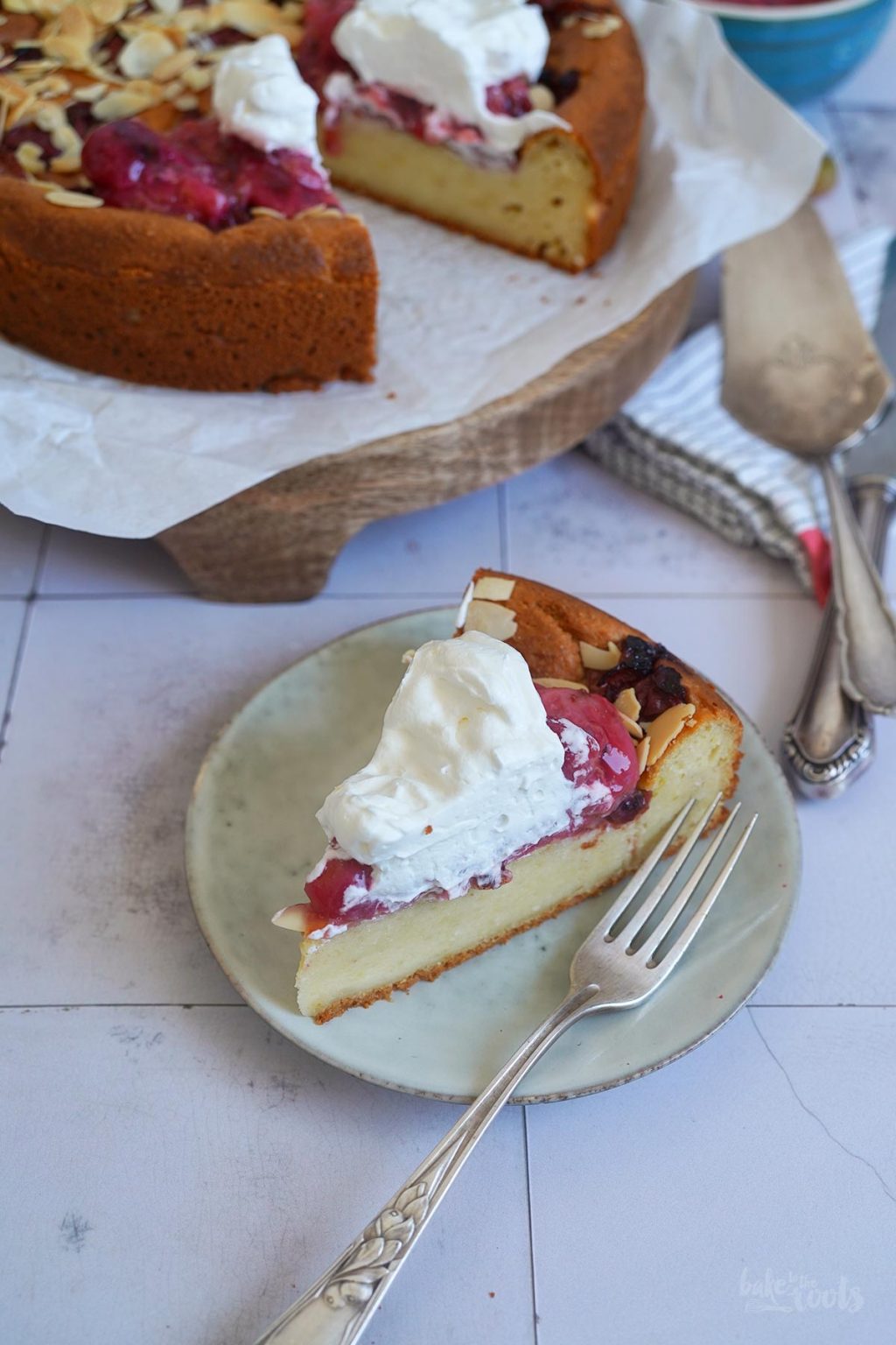 Ricotta Kuchen mit gerösteten Stachelbeeren | BTTR