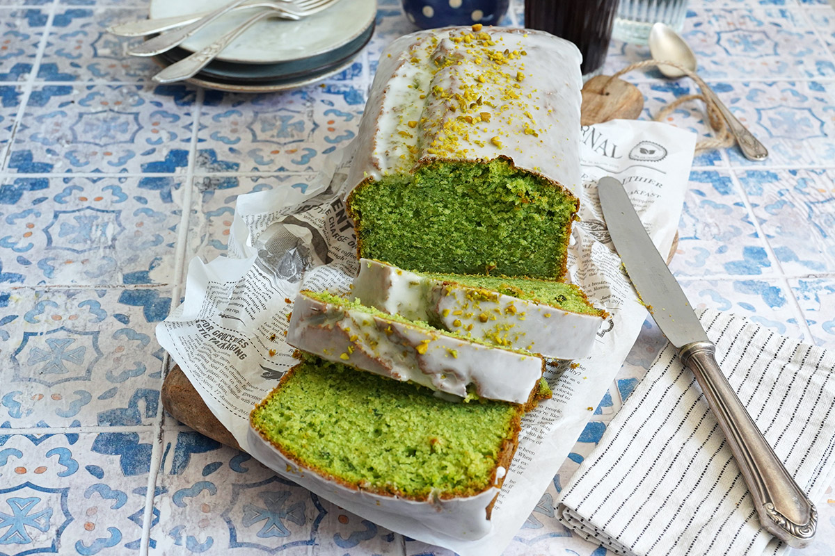 Spinat Pandan Kuchen | Bake to the roots