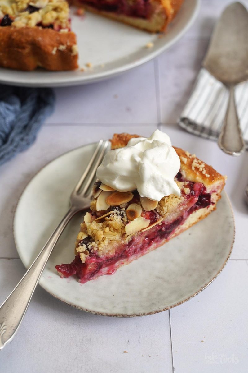 Zwetschgendatschi aka. German Plum Cake with Streusels