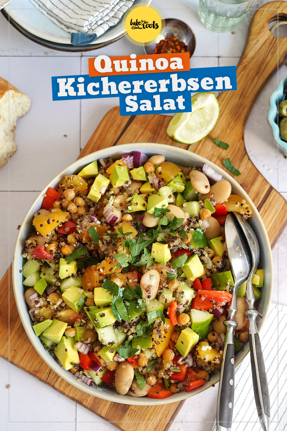 Sommersalat mit geröstetem Quinoa & Kichererbsen | Bake to the roots