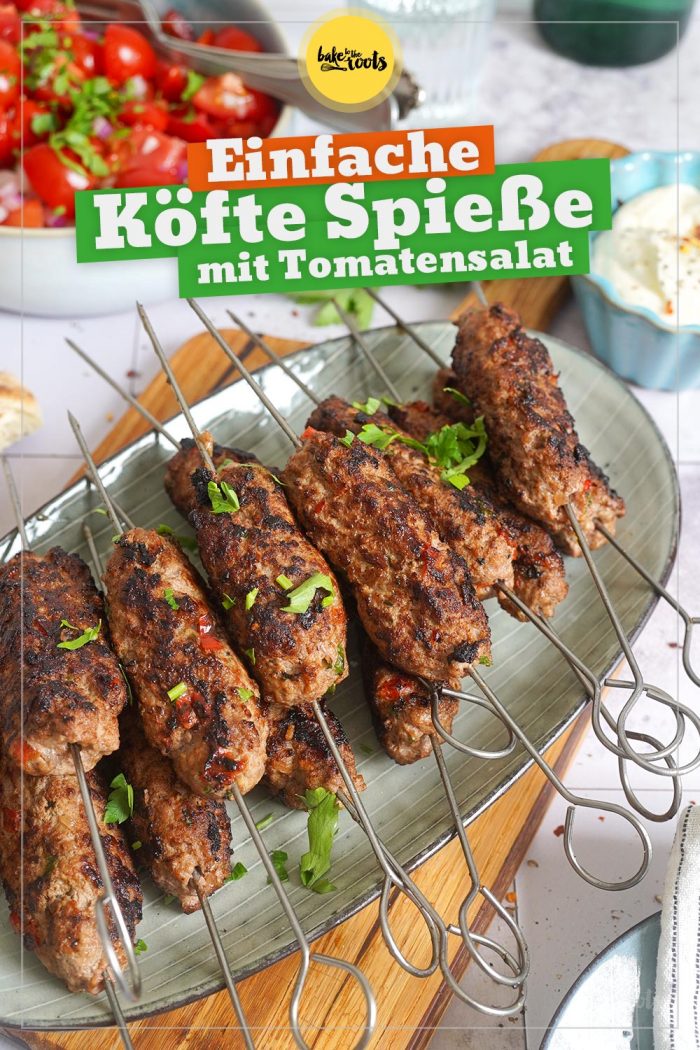 Gegrillte Köfte Spieße mit Tomatensalat | Bake to the roots