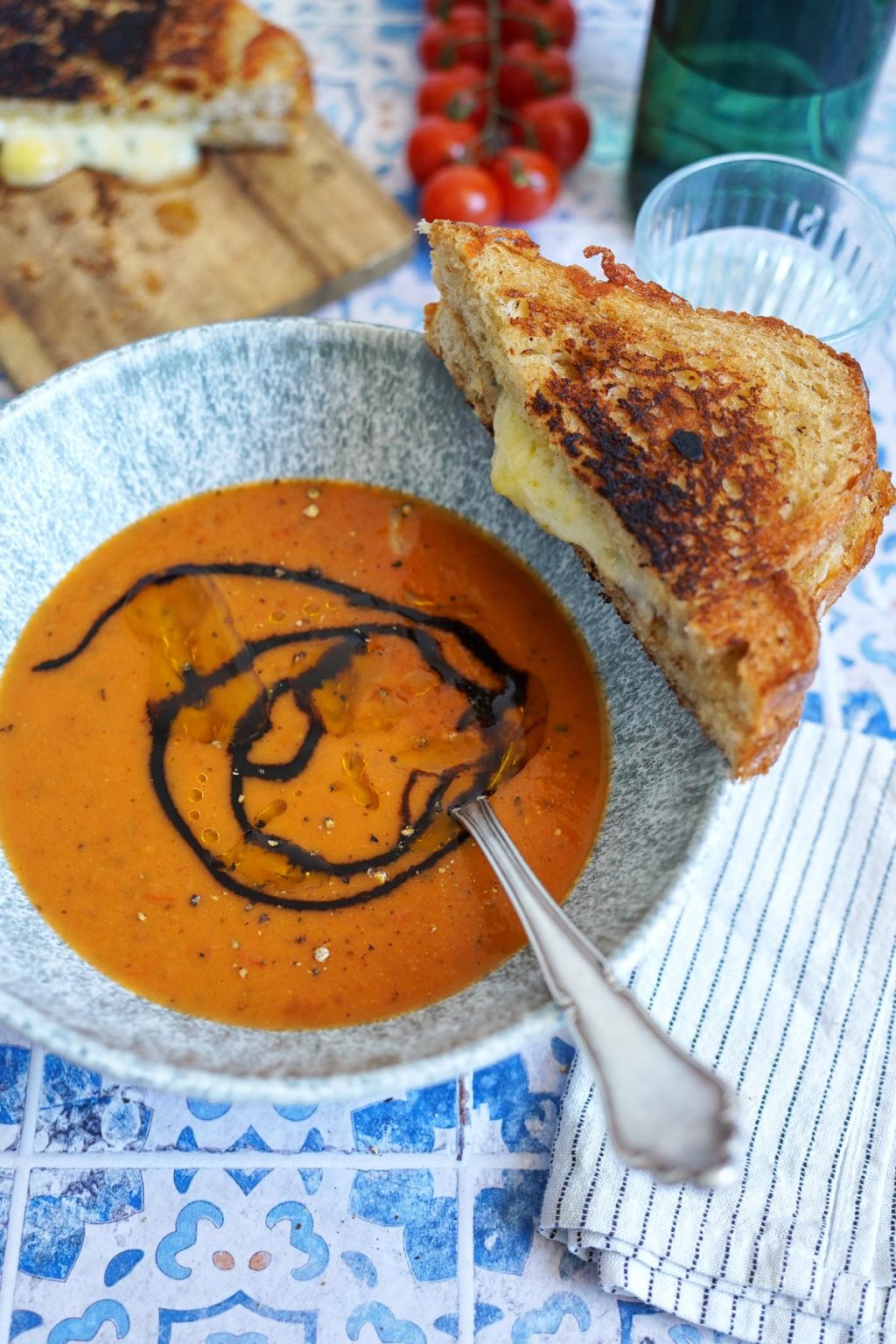Geröstete Tomaten &amp; Knoblauch Suppe | Bake to the roots