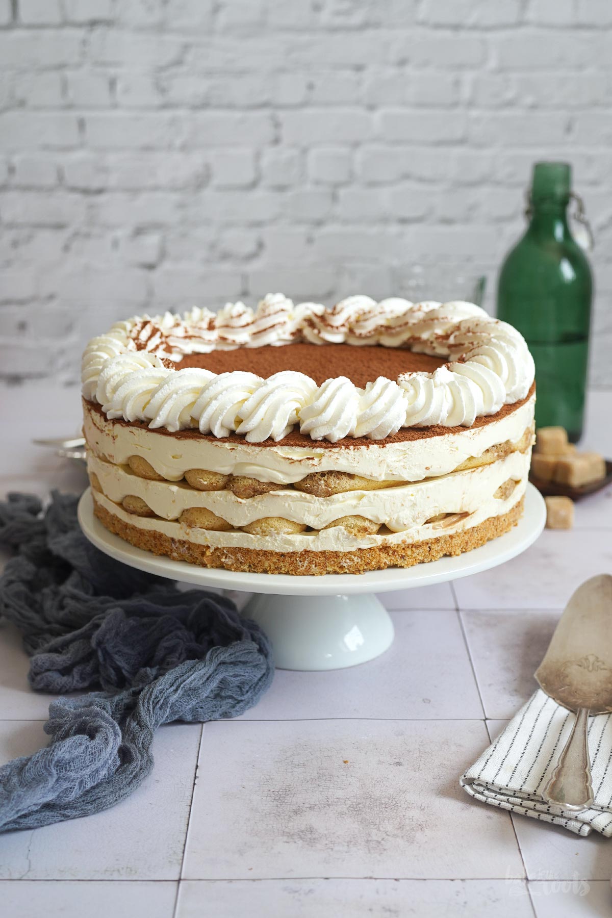 No-Bake Tiramisu Cheesecake | Bake to the roots