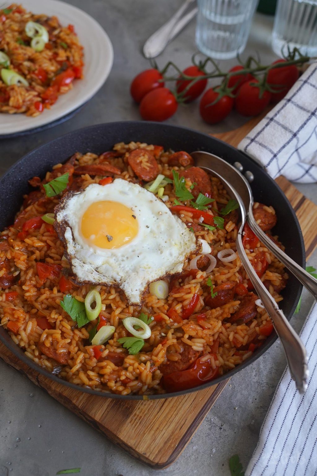 Reis Chorizo Pfanne (mit Spiegelei) | Bake to the roots