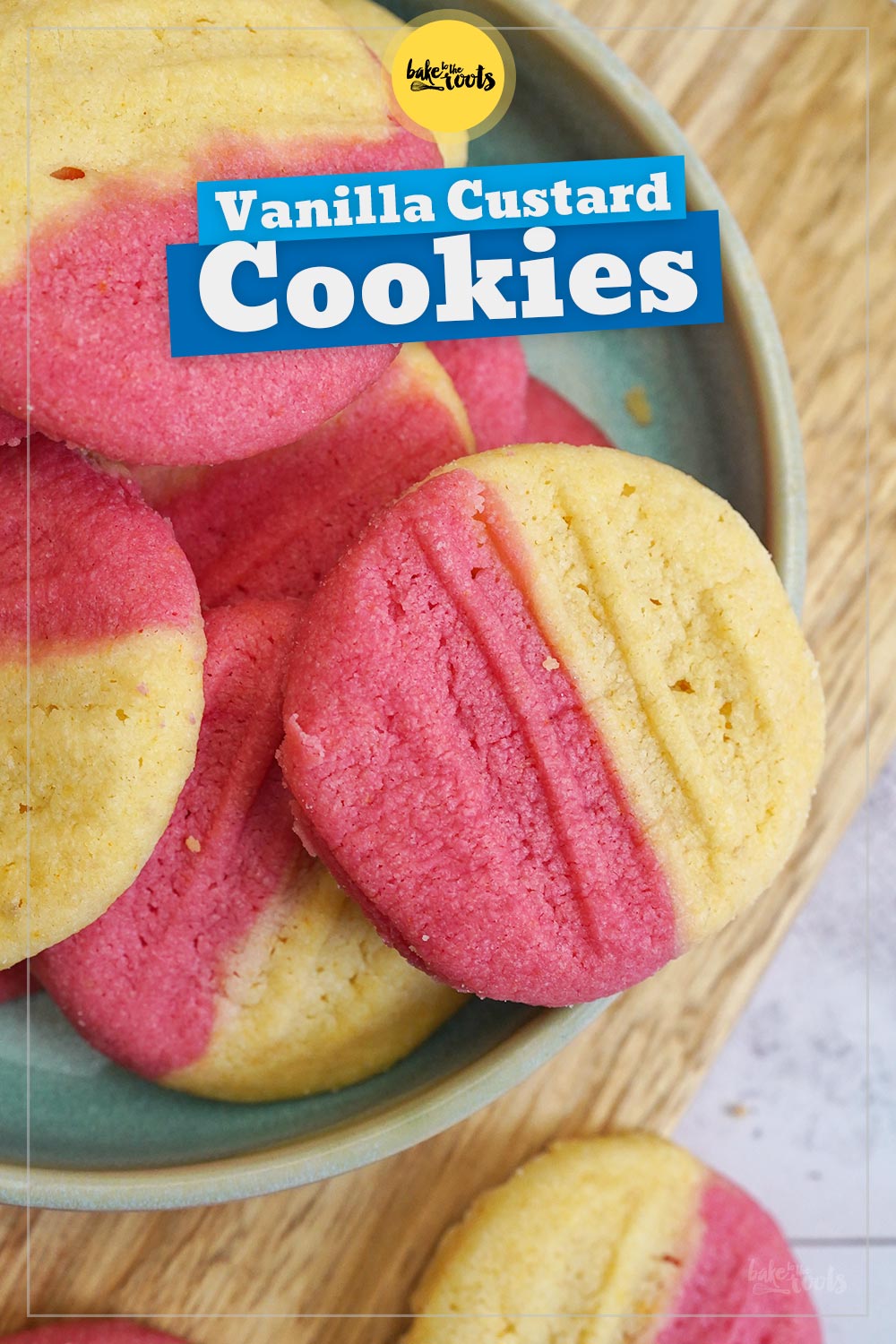 Easy Vanilla Custard Christmas Cookies | Bake to the roots