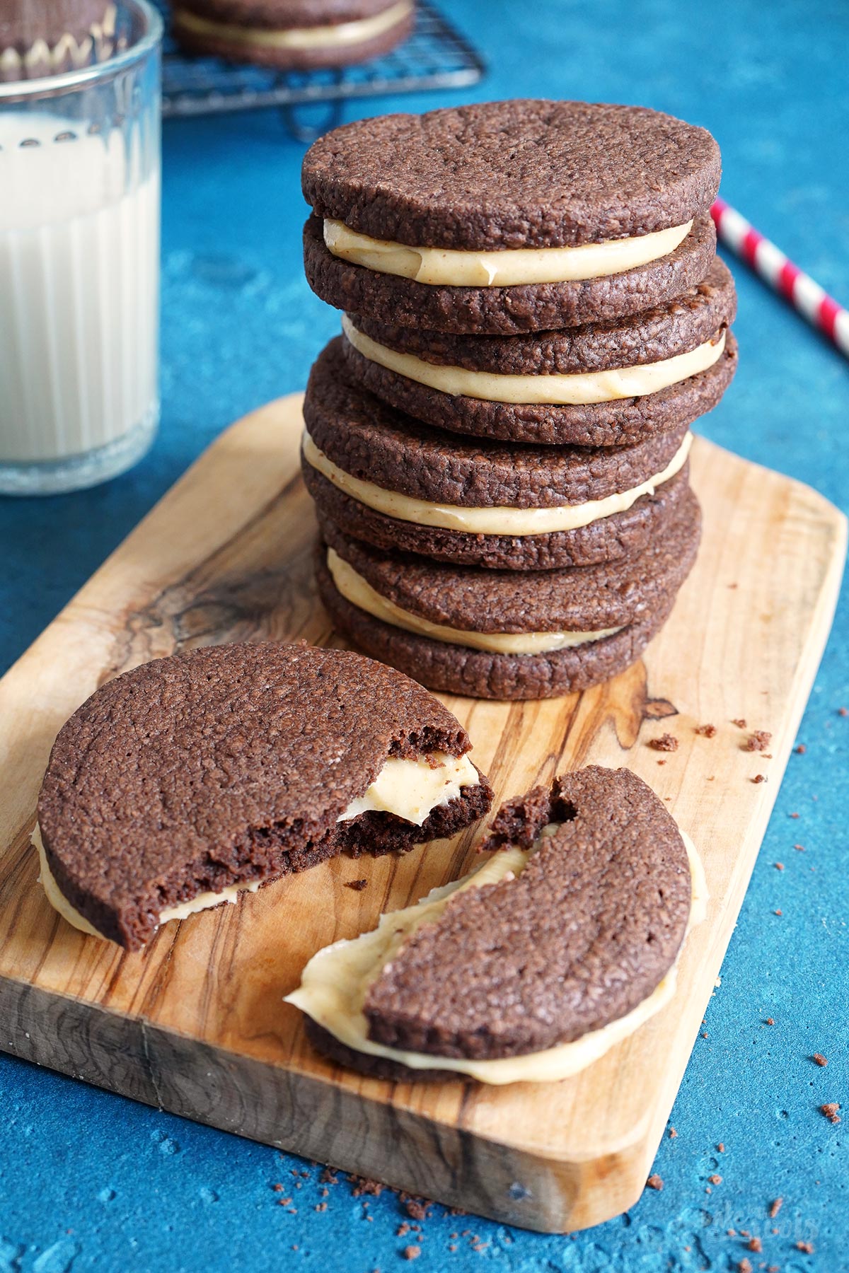 Chocolate Peanut Butter Sandwich Cookies | Bake to the roots