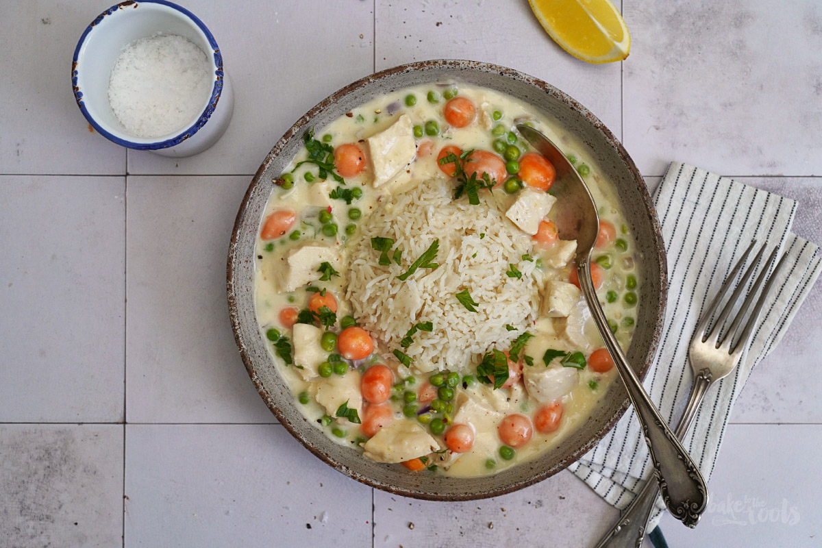 Hühnerfrikassee mit Reis | Bake to the roots