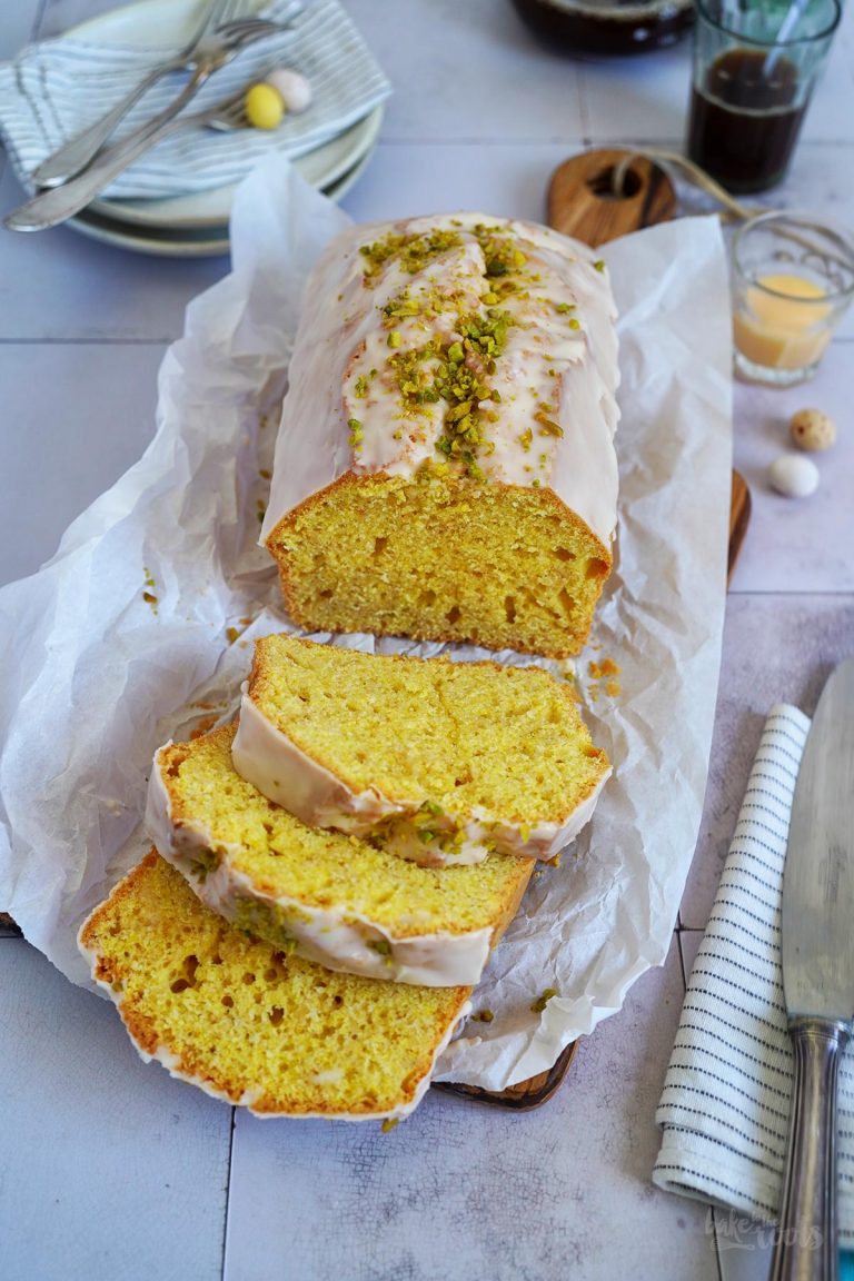 Einfacher Eierlikör Kuchen | Bake to the roots