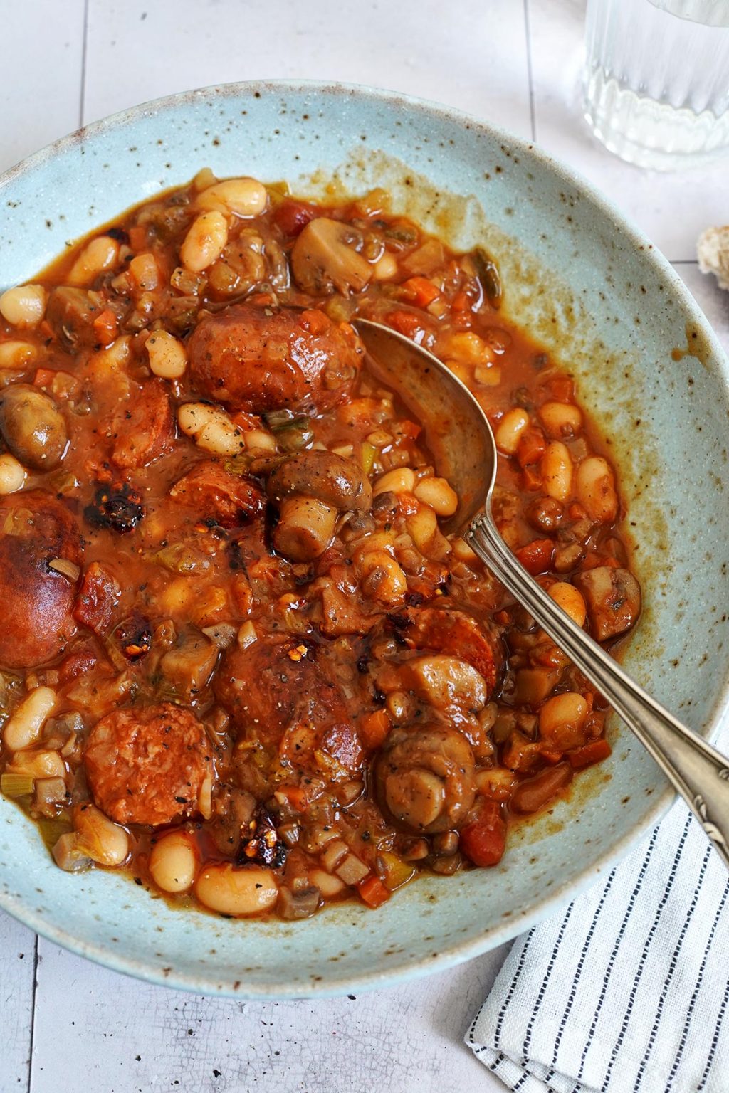 Schmortopf mit Pilzen, Bohnen &amp; Chorizo | Bake to the roots