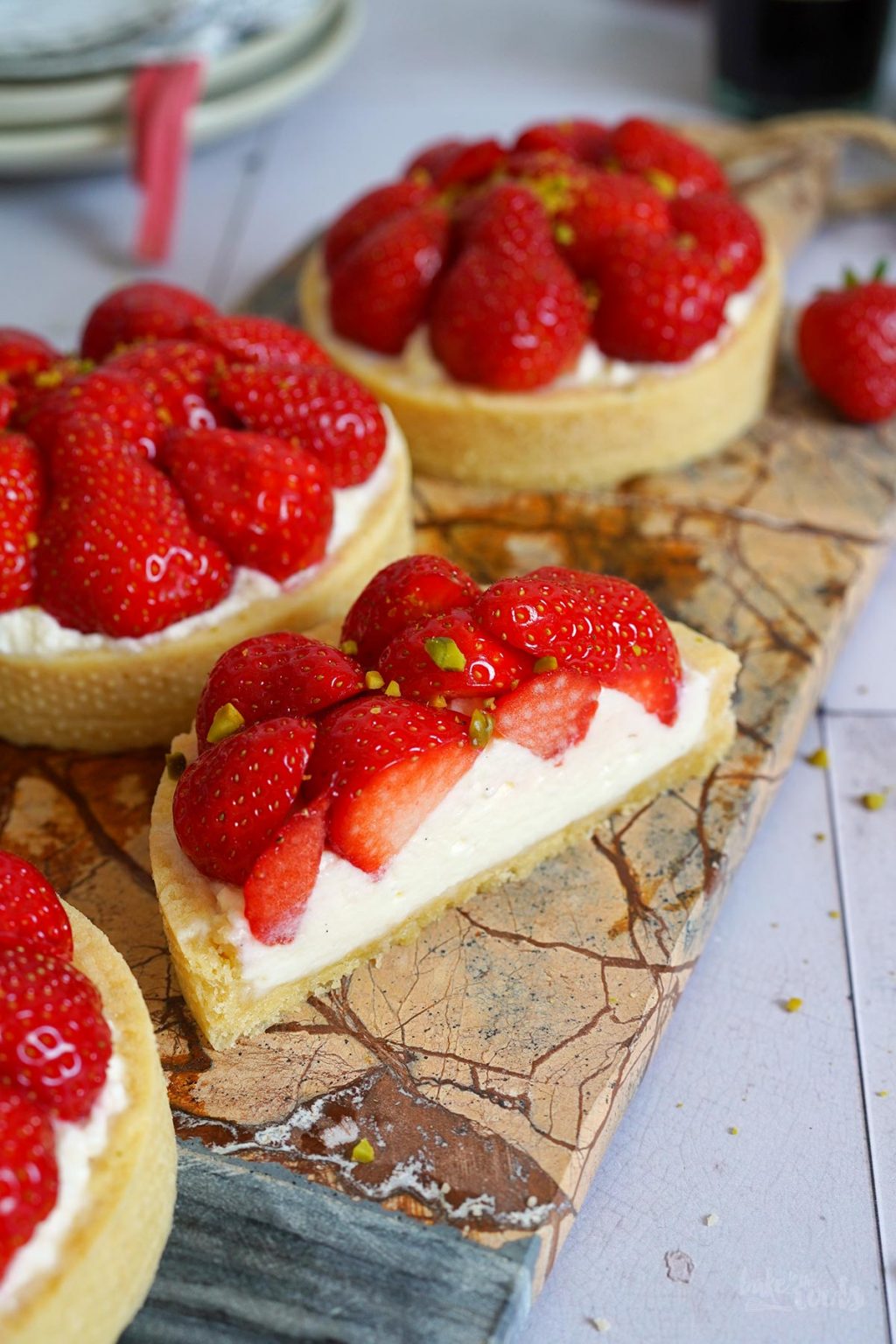 Erdbeeren Mascarpone Tartelettes | Bake to the roots