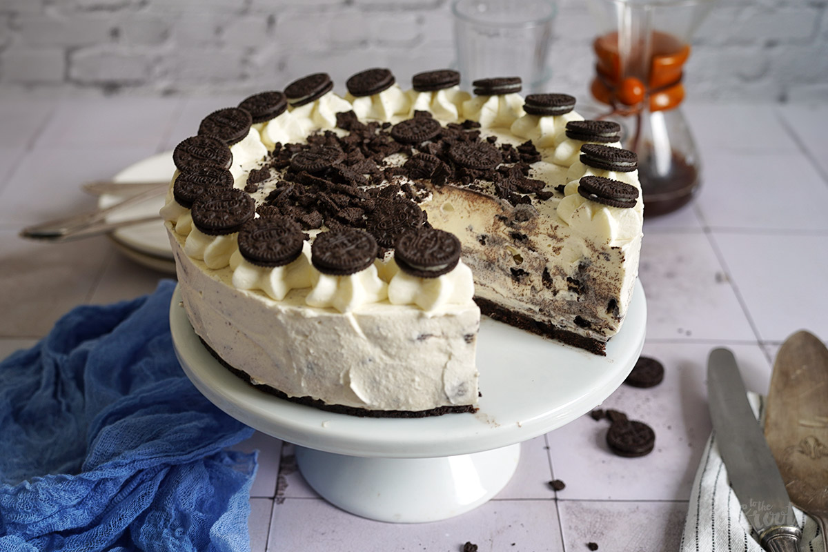 No-Bake Oreo Cheesecake | Bake to the roots
