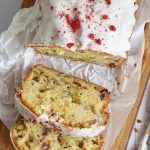 Rhabarber & Erdbeeren Kastenkuchen | Bake to the roots