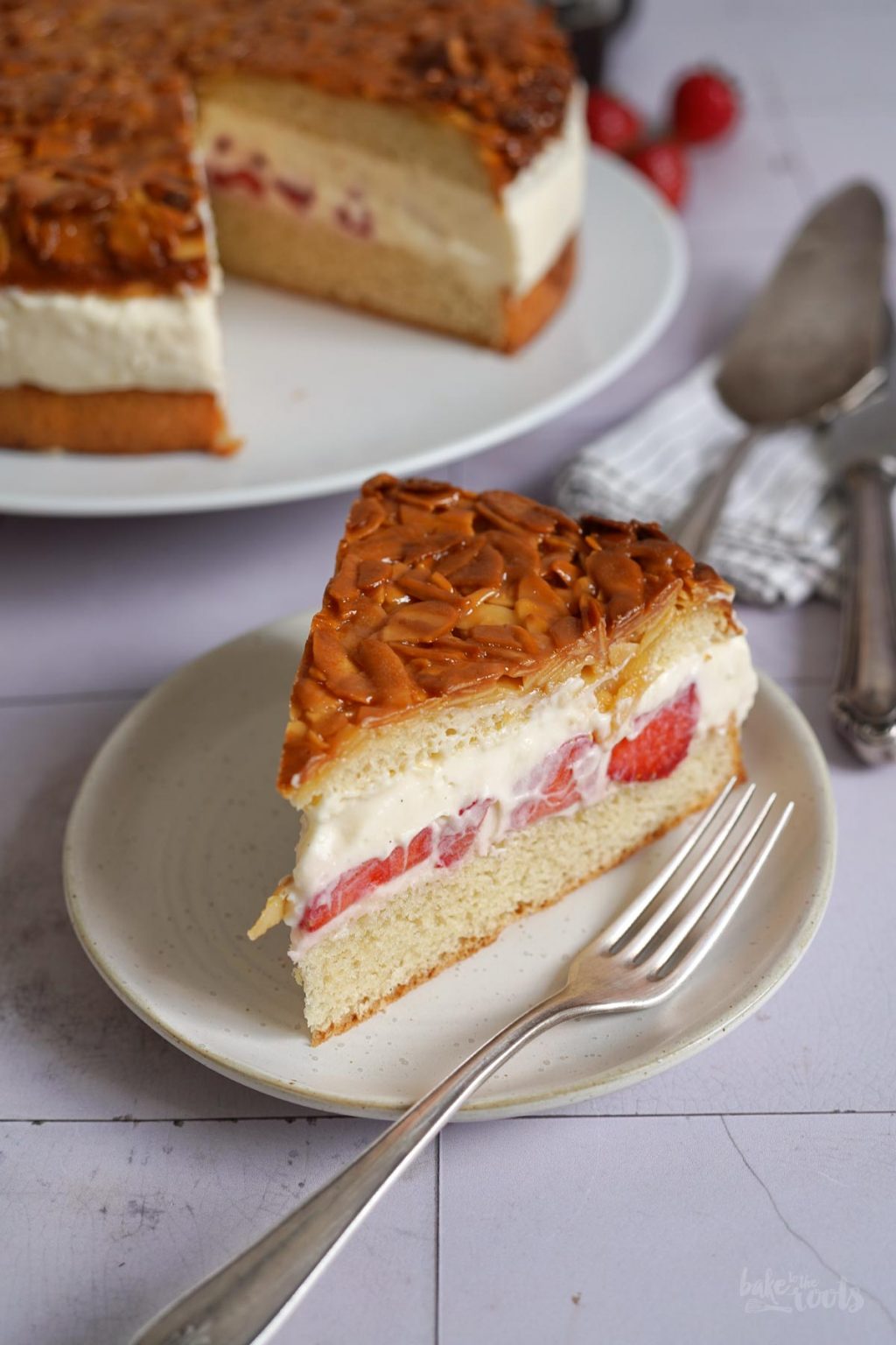 German Bee Sting Cake with Strawberries | Bake to the roots