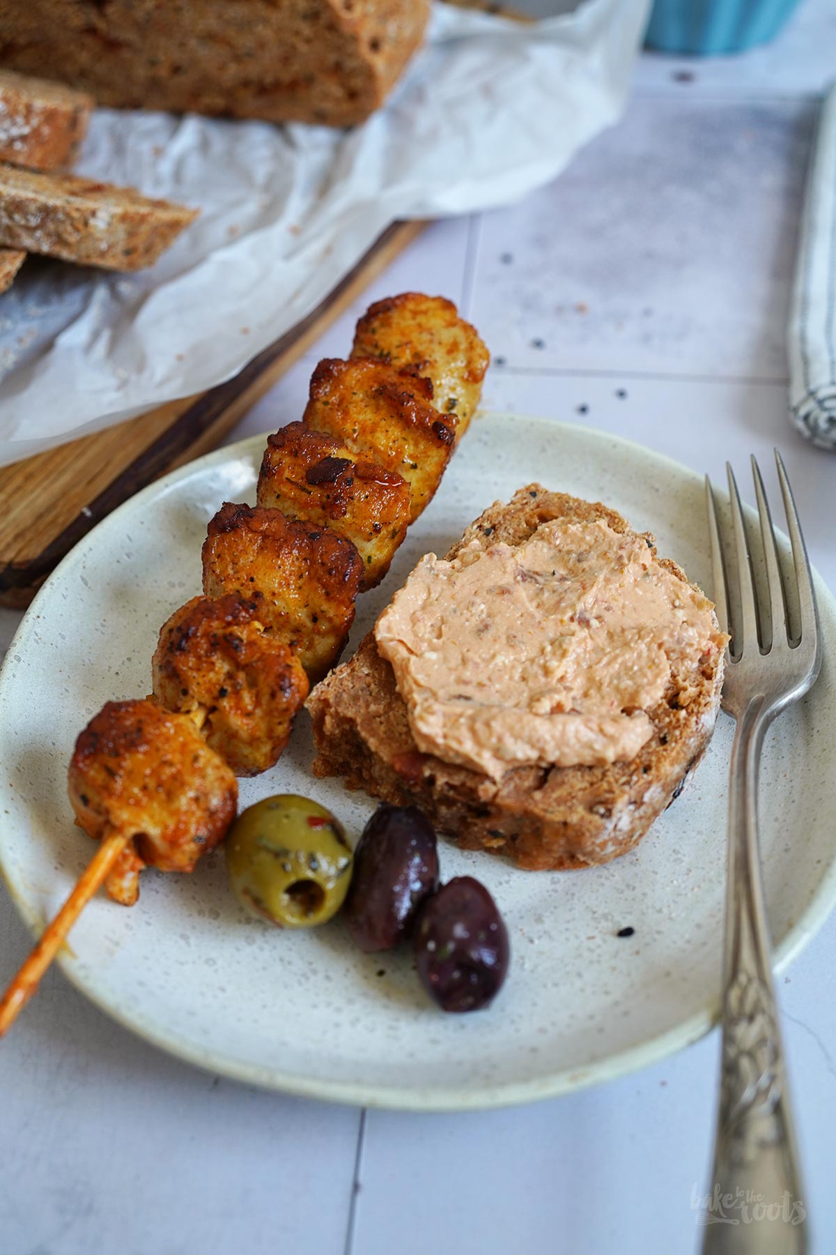 Schnelles Tomaten Soda Bread mit Schwarzkümmel | Bake to the roots