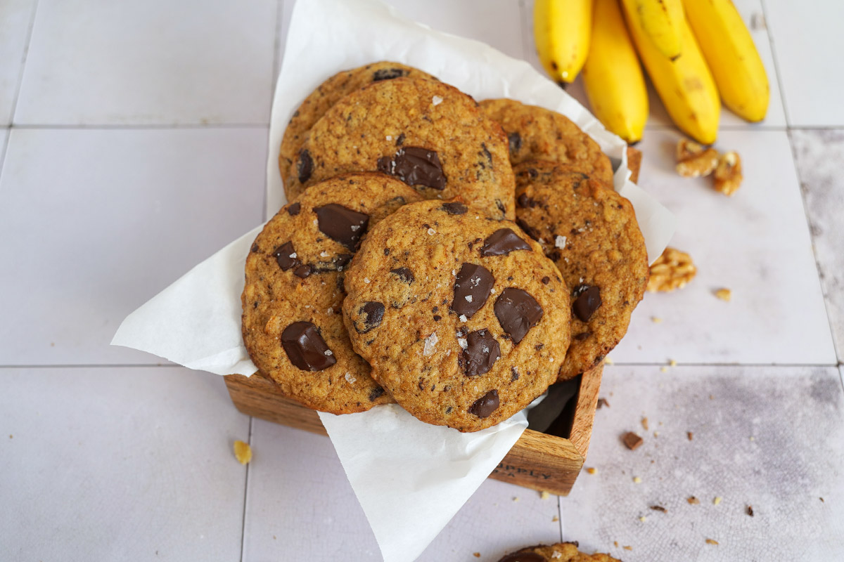 Easy Banana Chocolate Chip Cookies | Bake to the roots
