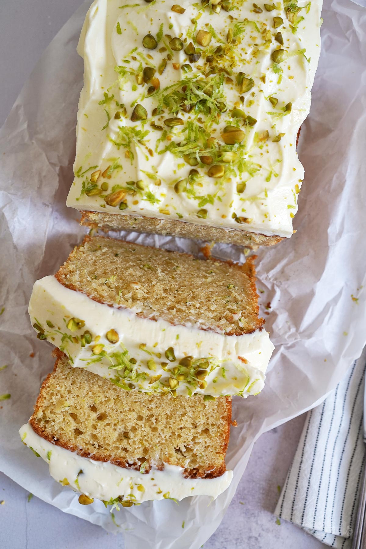 Zucchini & Limetten Kastenkuchen | Bake to the roots