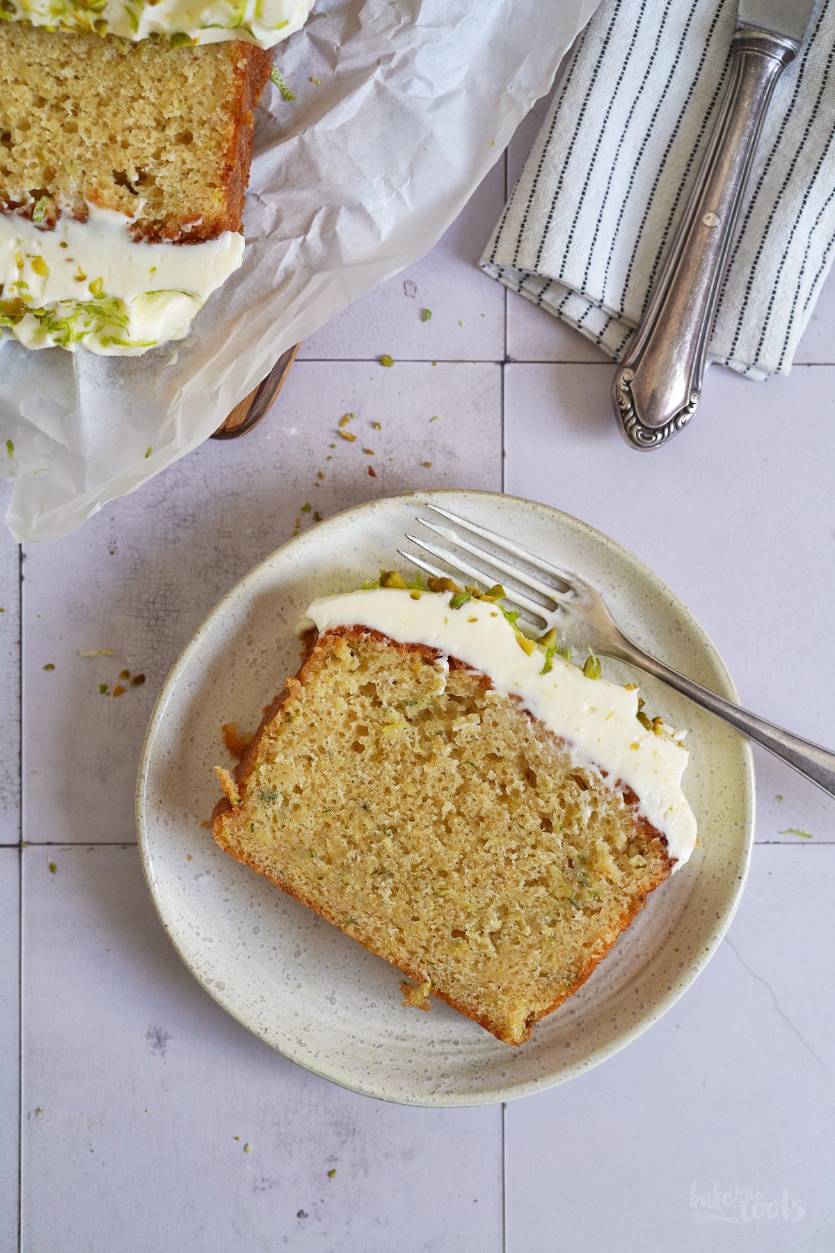 Zucchini & Limetten Kastenkuchen | Bake to the roots