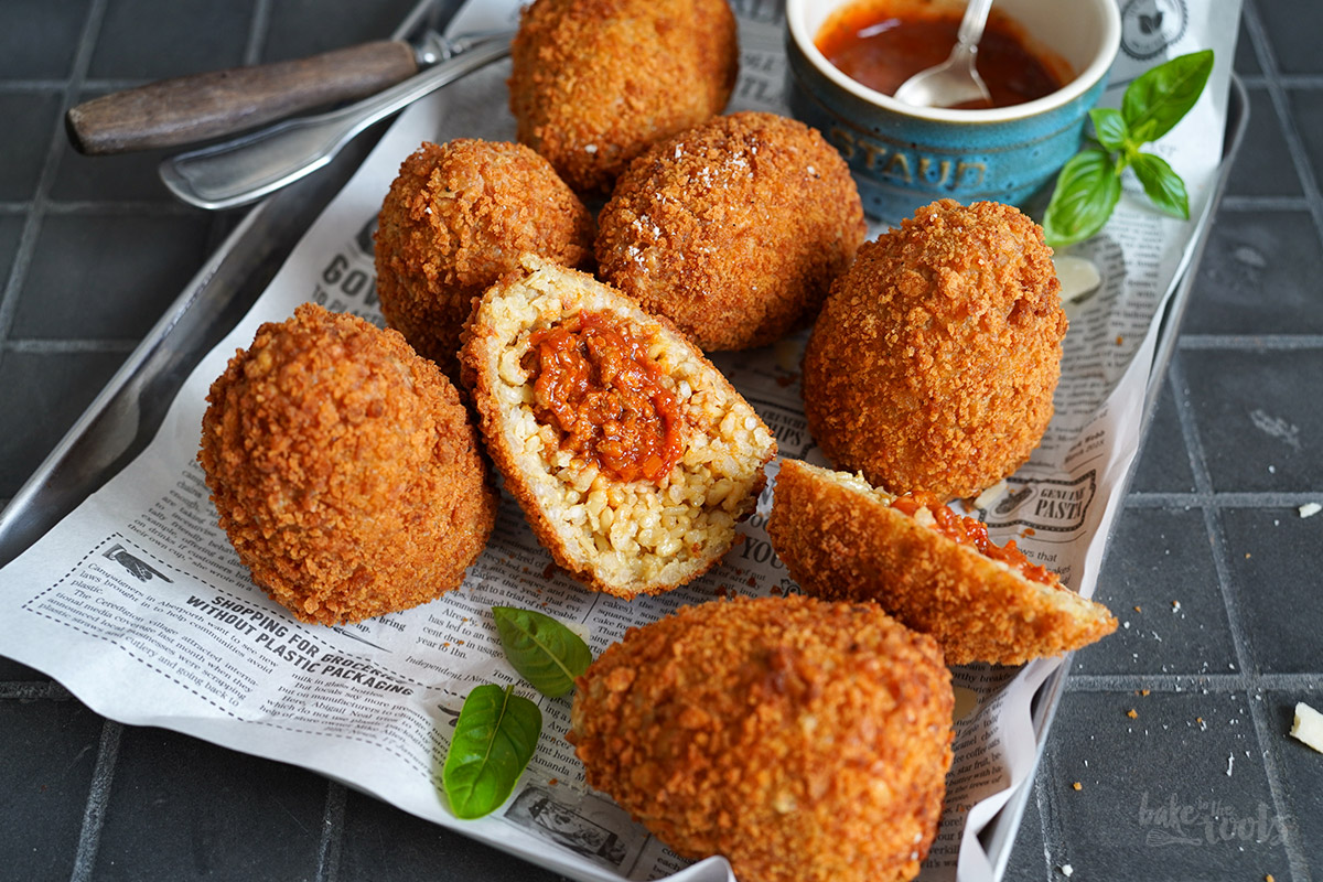 Italienische Arancini mit Ragù | Bake to the roots
