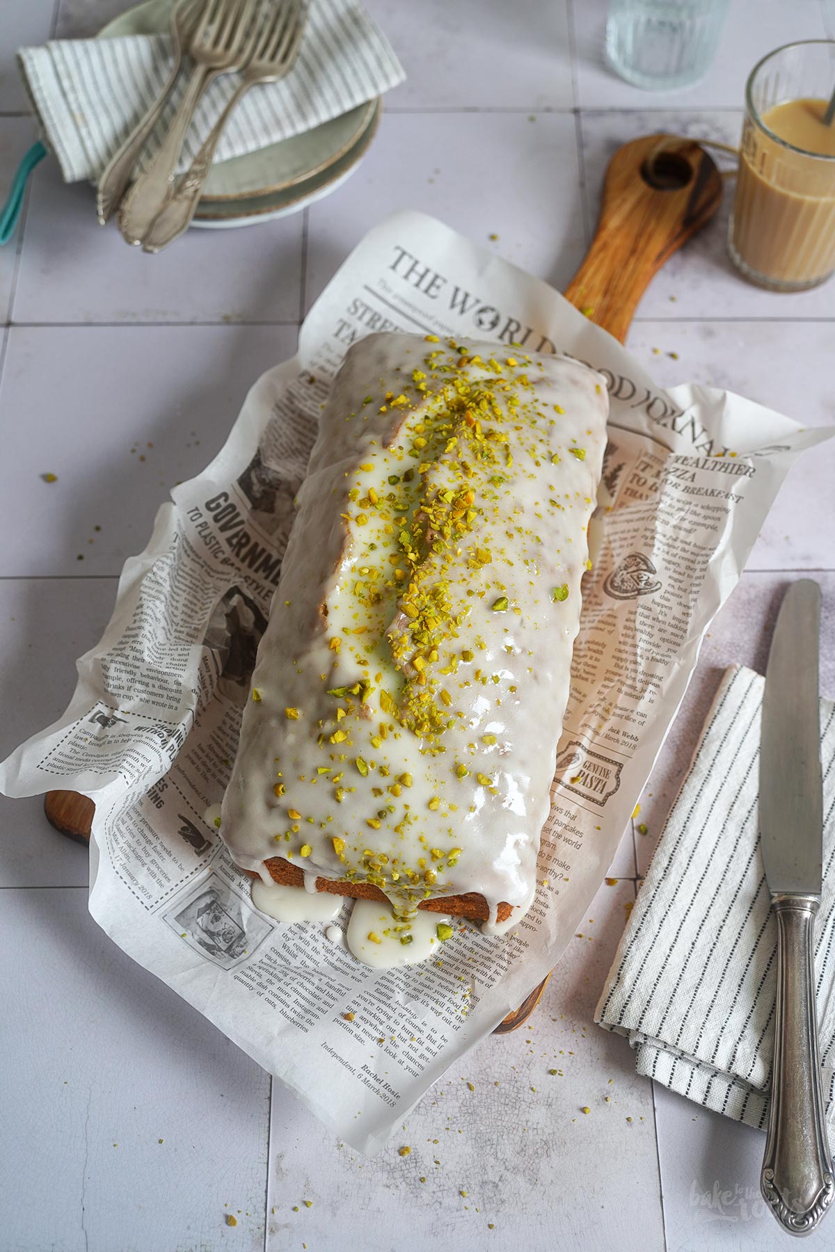 Zitrone & Pistazien Pandan Kuchen | Bake to the roots