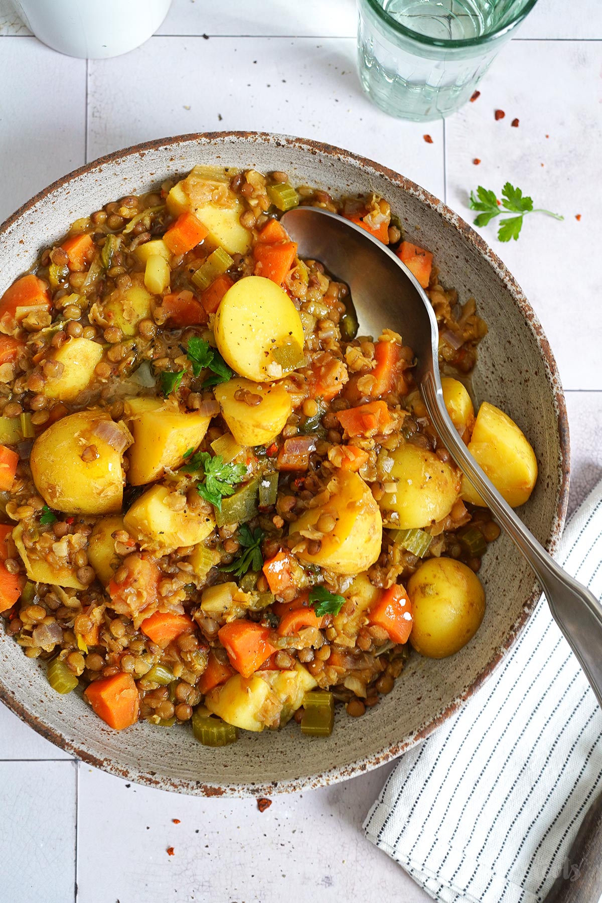 Eintopf mit Linsen & Kartoffeln (vegan) | Bake to the roots