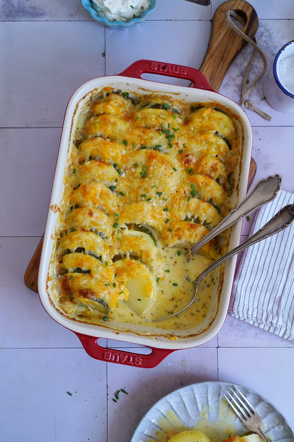 Einfacher Zucchini & Kartoffel Auflauf | Bake to the roots