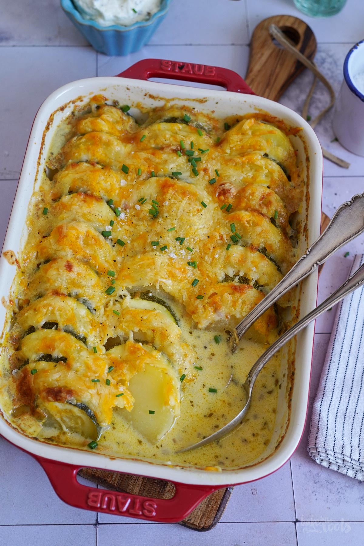 Einfacher Zucchini & Kartoffel Auflauf | Bake to the roots
