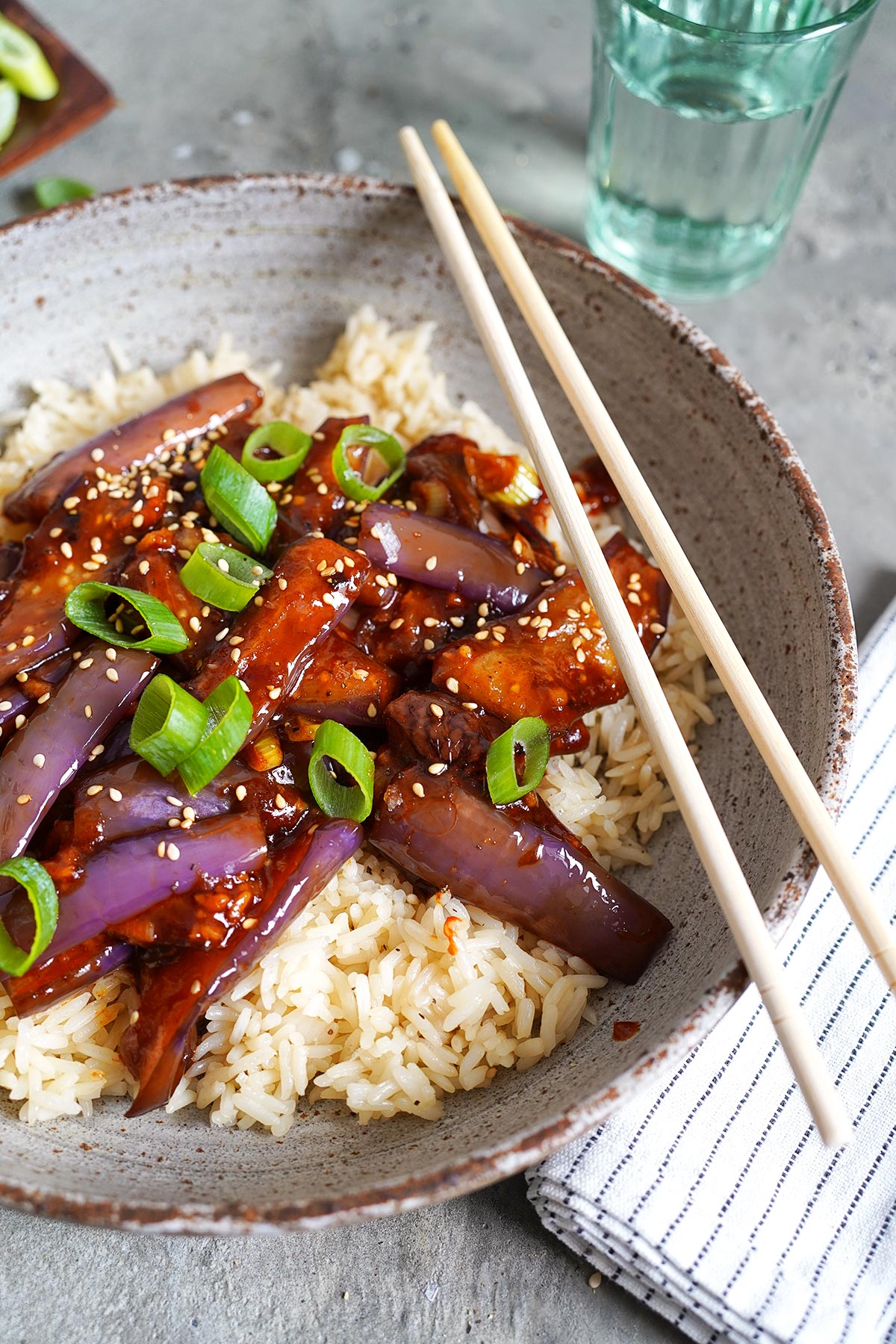 Gochujang Auberginen mit Reis | Bake to the roots