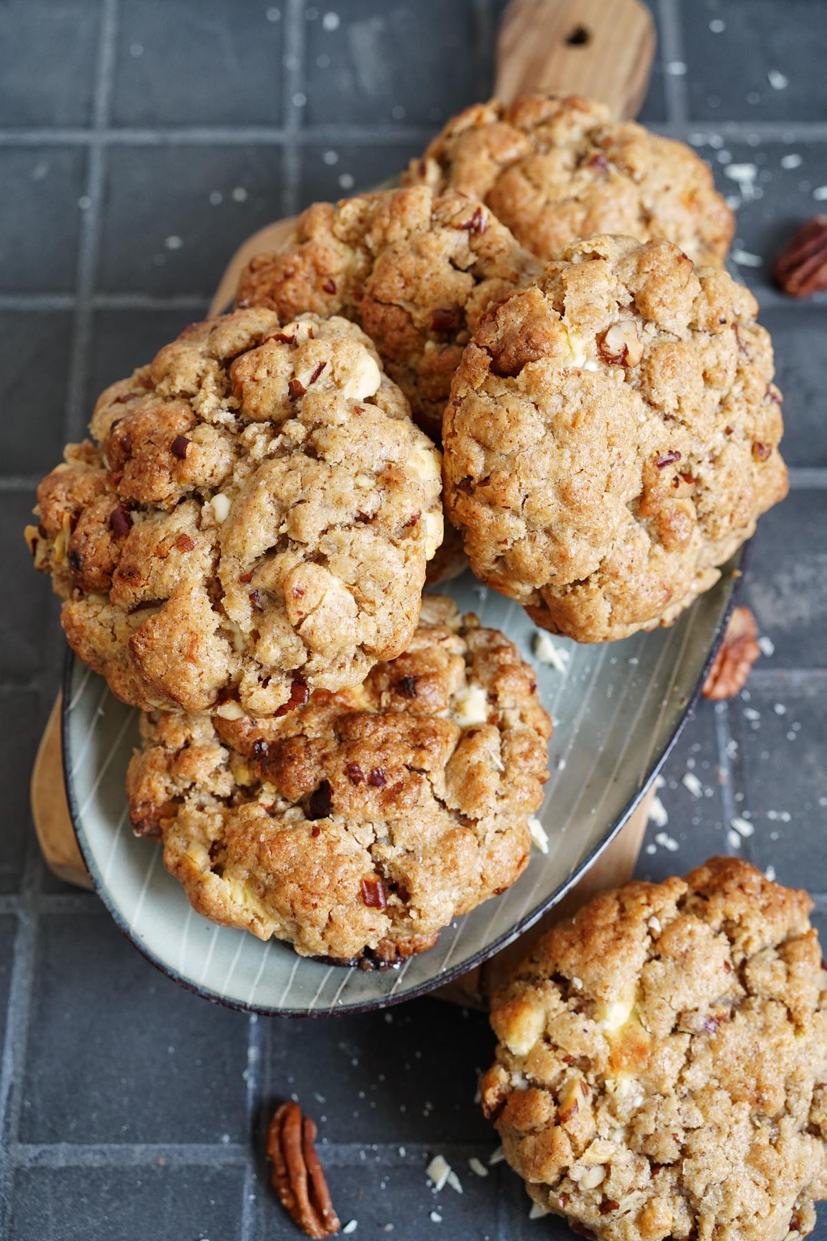 (NY Style) Pumpkin Pie Spice Pecan White Chocolate Cookies | Bake to the roots