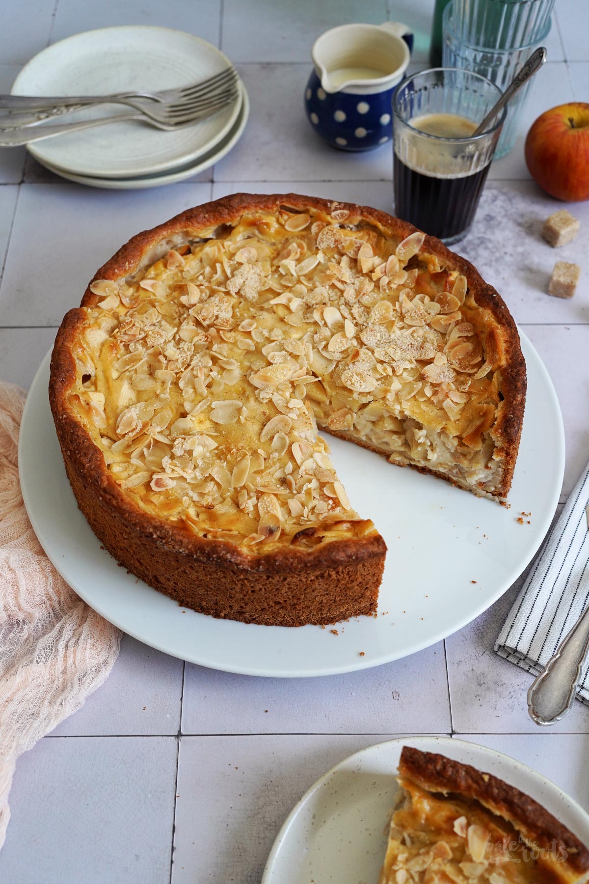 Einfacher Apfelkuchen mit Quark-Öl-Teig | Bake to the roots