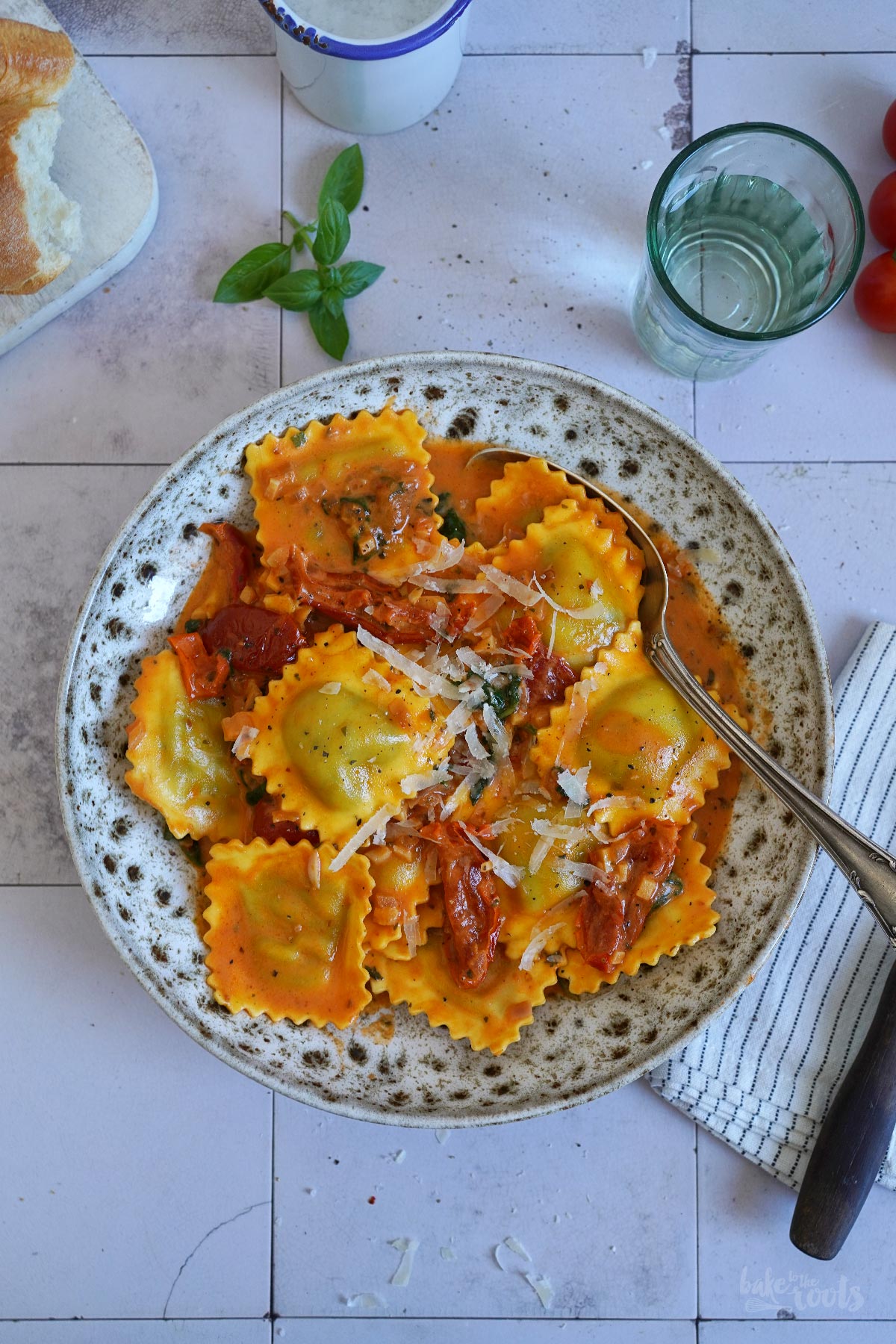 Ravioli alla Vodka mit Spinat | Bake to the roots