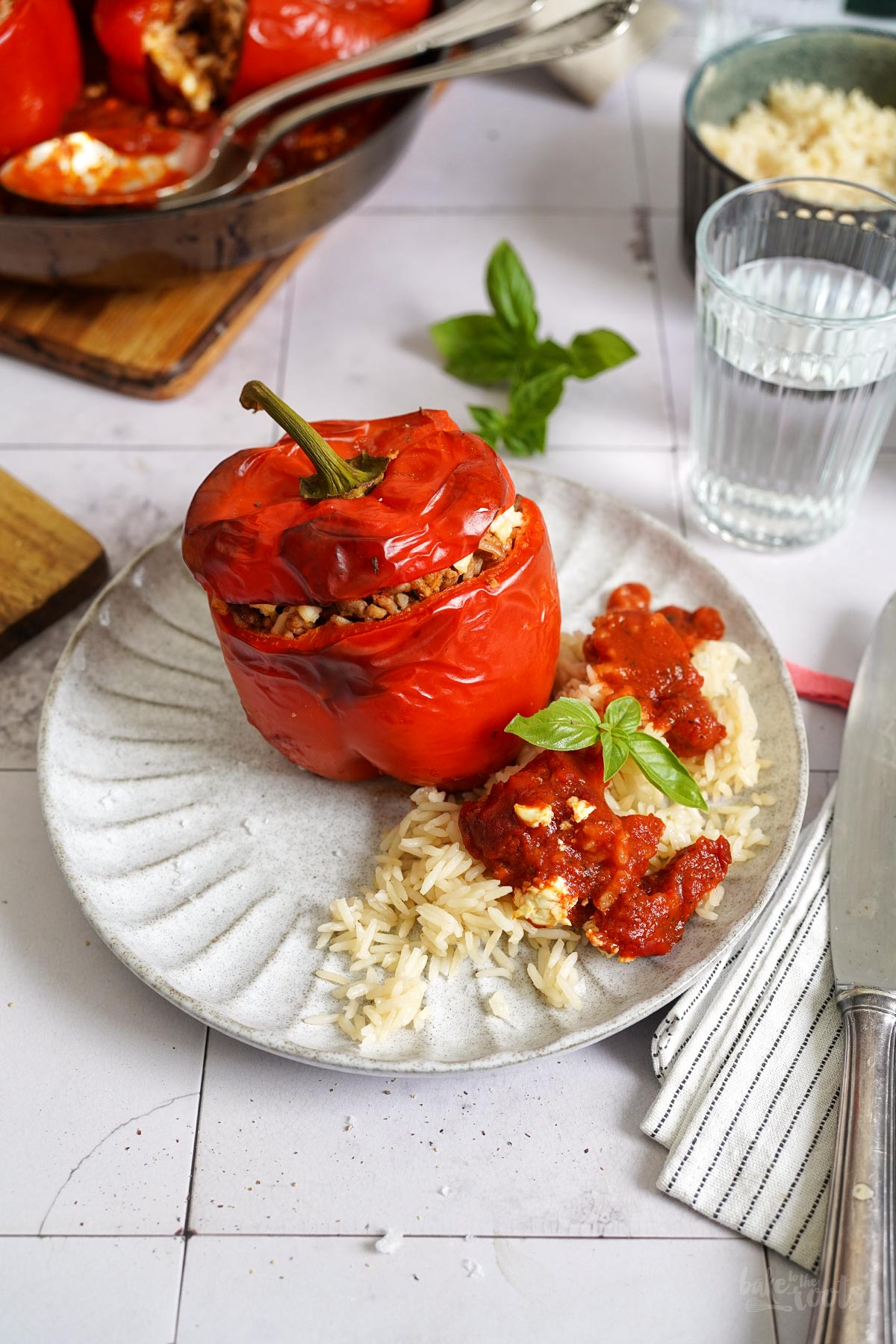 Gefüllte Paprika mit Hack & Reis | Bake to the roots