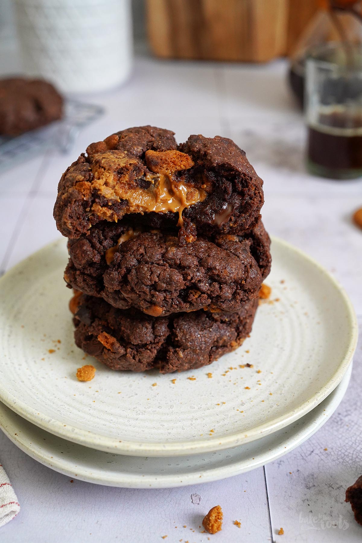 Chunky Biscoff Filled Chocolate Cookies | Bake to the roots